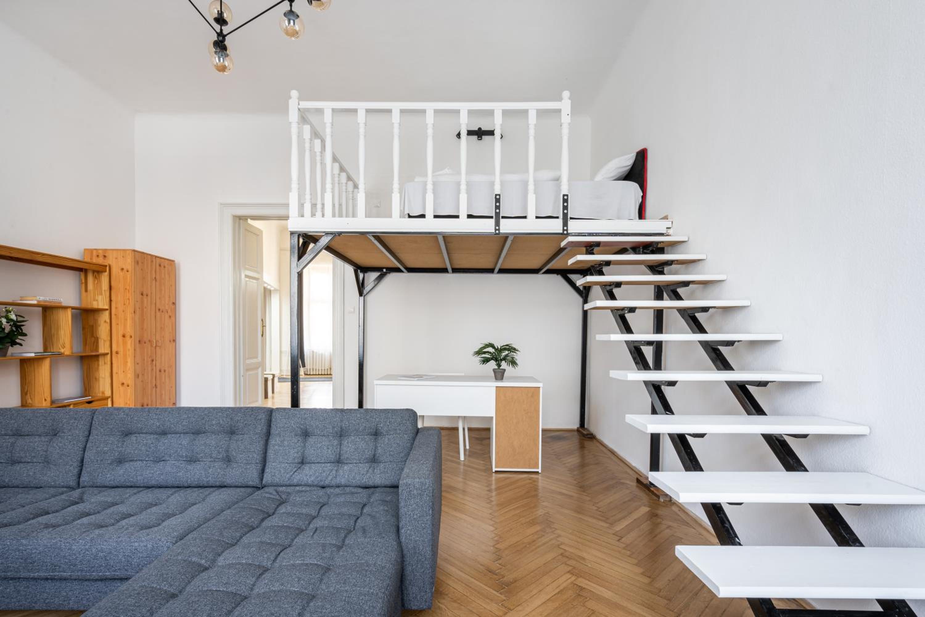 Setting Sun Apartment