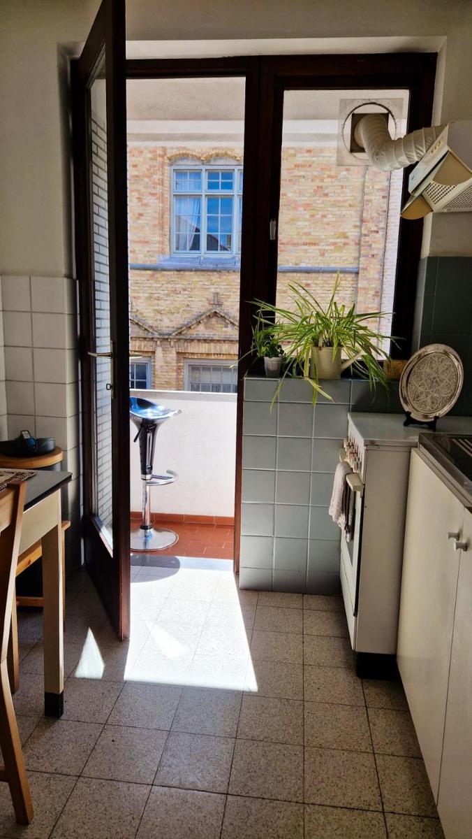 2 bedrooms appartement at Oostende 500 m away from the beach with balcony and wifi