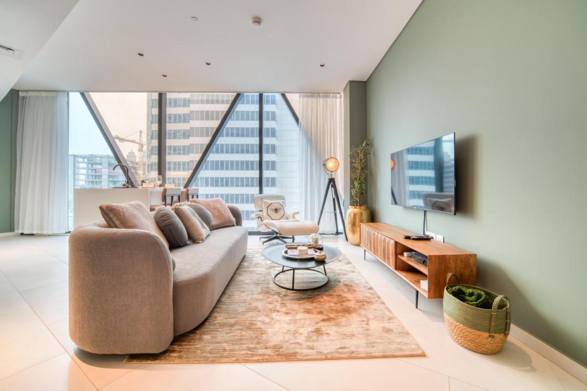 Marquise Square, Business Bay Dubai - Mint Stay