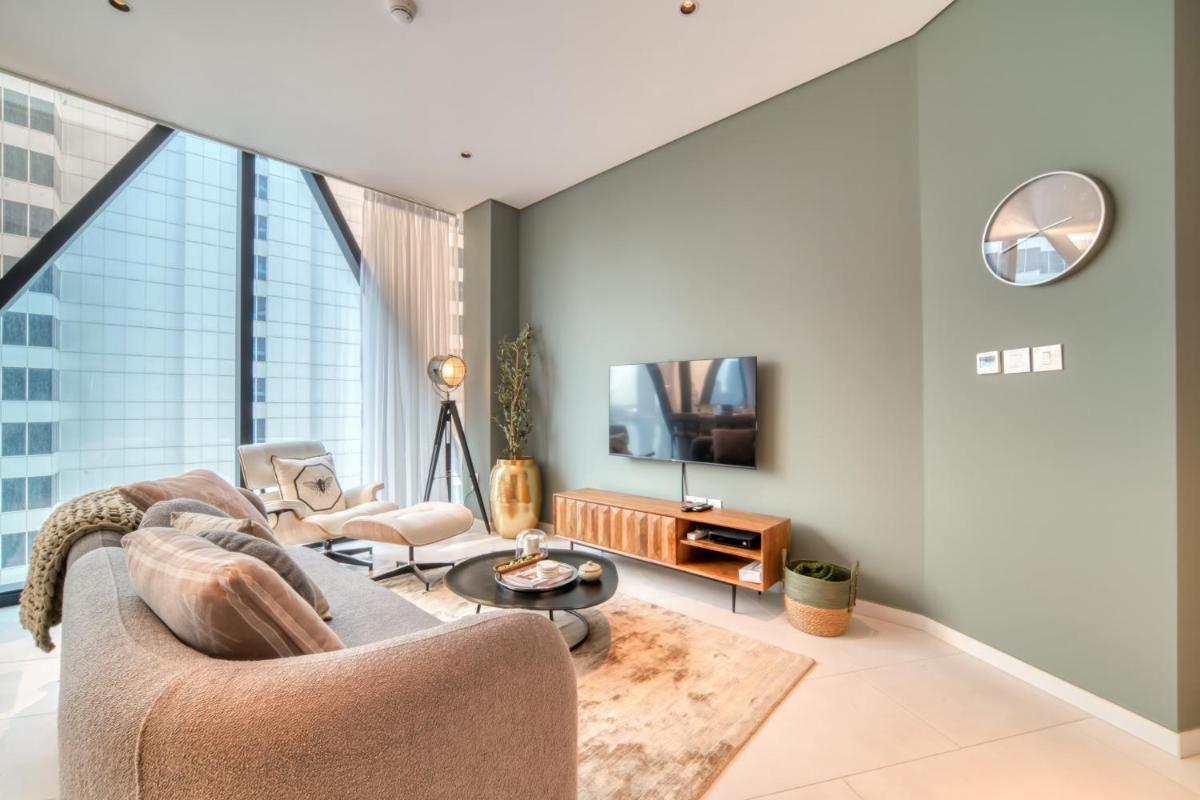 Marquise Square, Business Bay Dubai - Mint Stay