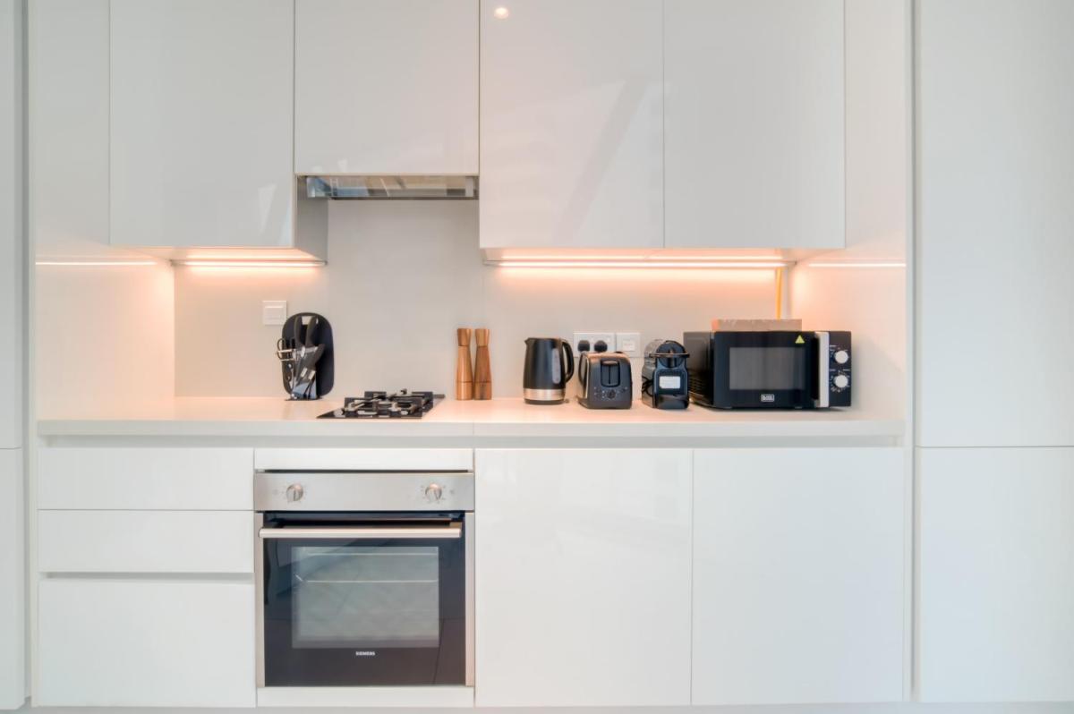 Marquise Square, Business Bay Dubai - Mint Stay