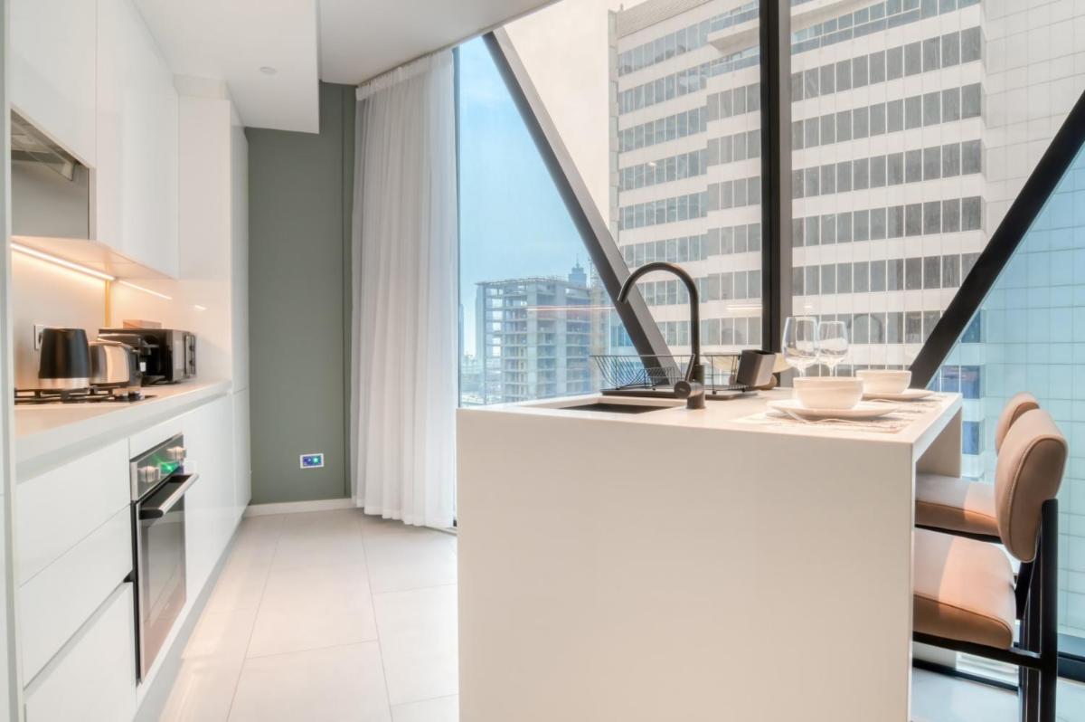 Marquise Square, Business Bay Dubai - Mint Stay