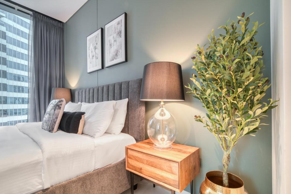 Marquise Square, Business Bay Dubai - Mint Stay