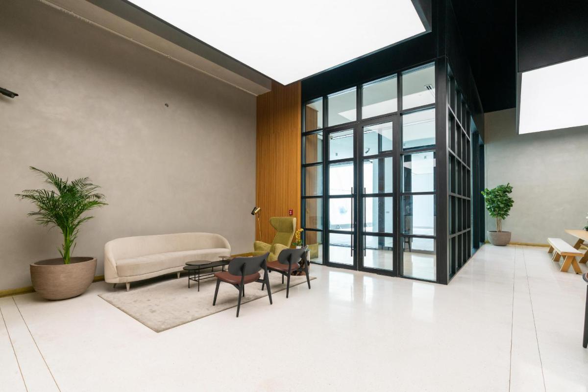 Marquise Square, Business Bay Dubai - Mint Stay