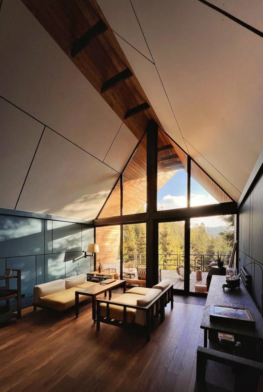 SpitzBergen house