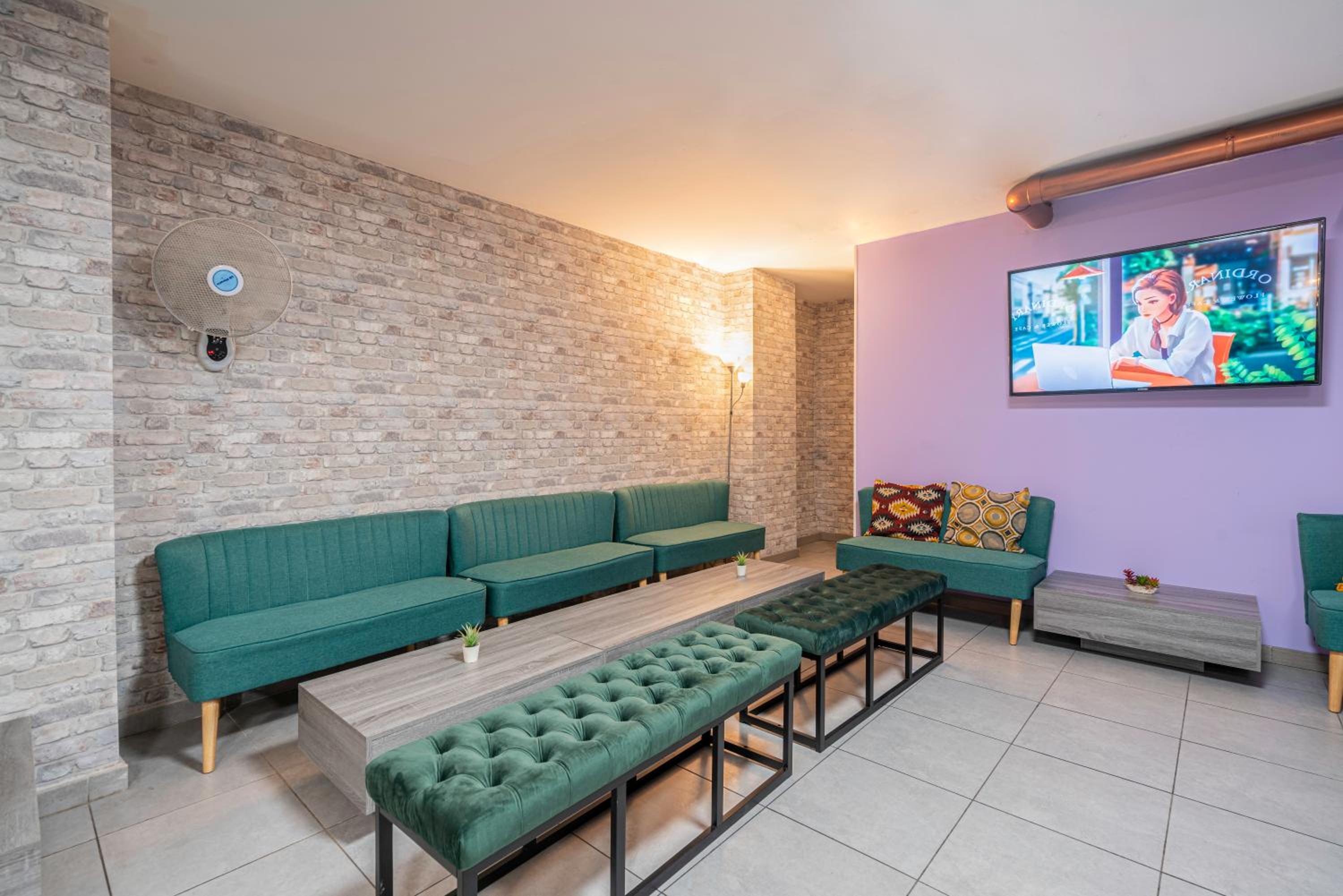 lounge