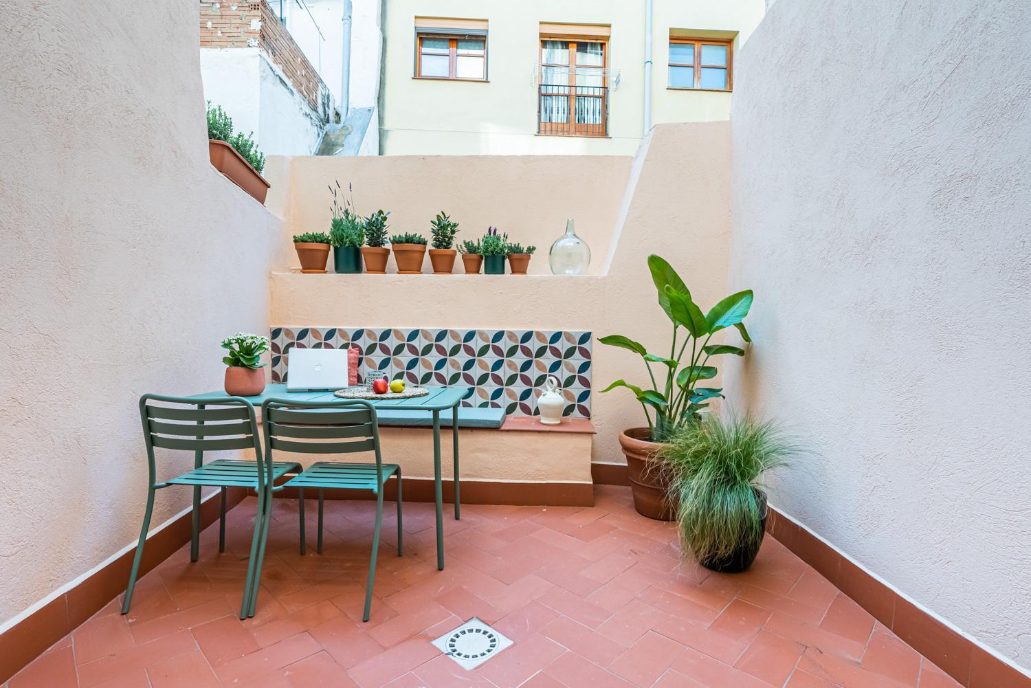 Vestal Suites Domo Adults Only