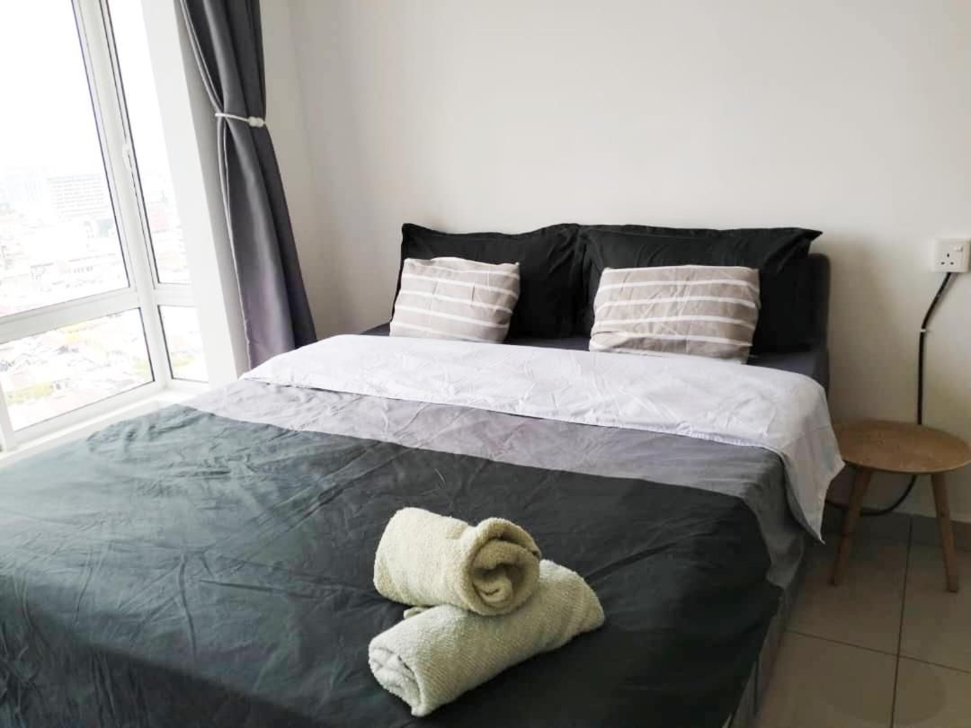 Majestic IPOH 2rooms 5 pax with High City View photo 2