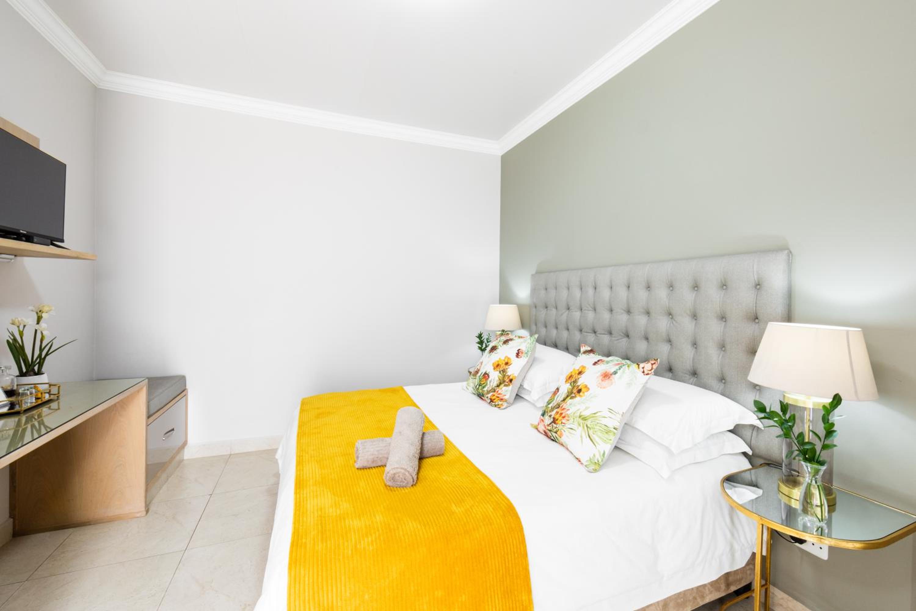 Adato Guesthouse