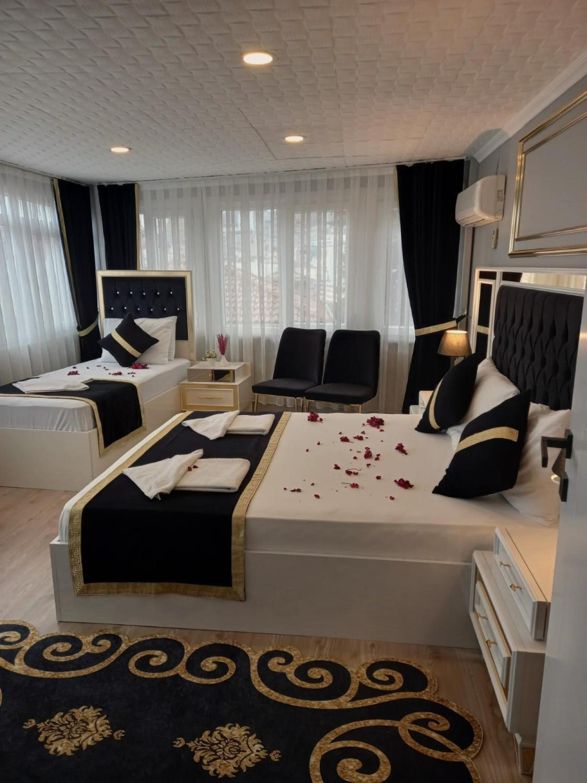 Emirhan Guesthouse & Suites