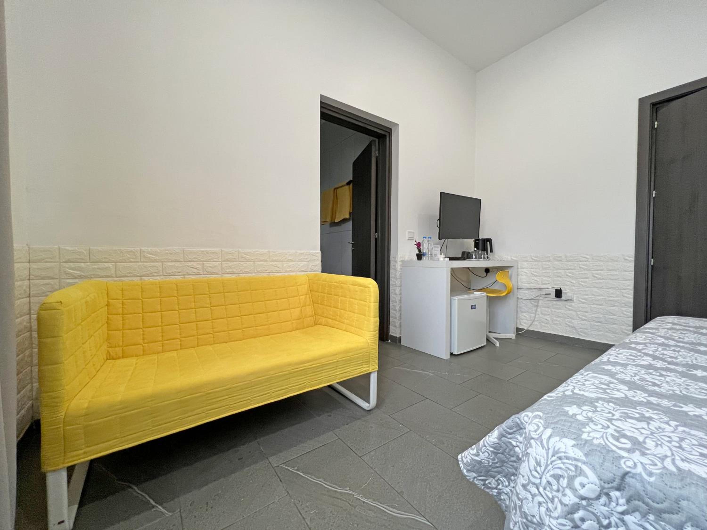 Apollo Rooms by Albert's Apartment