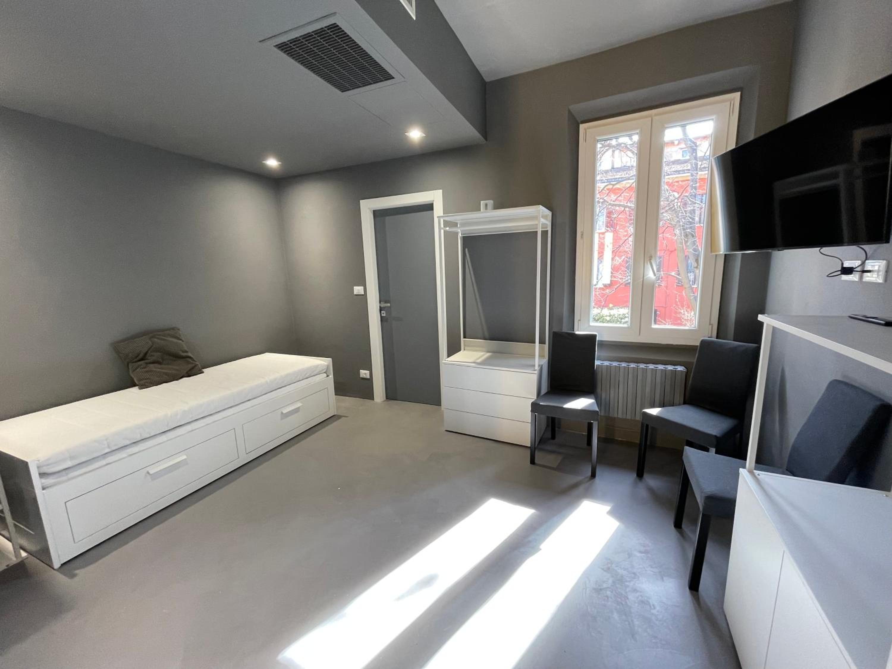 hotel room