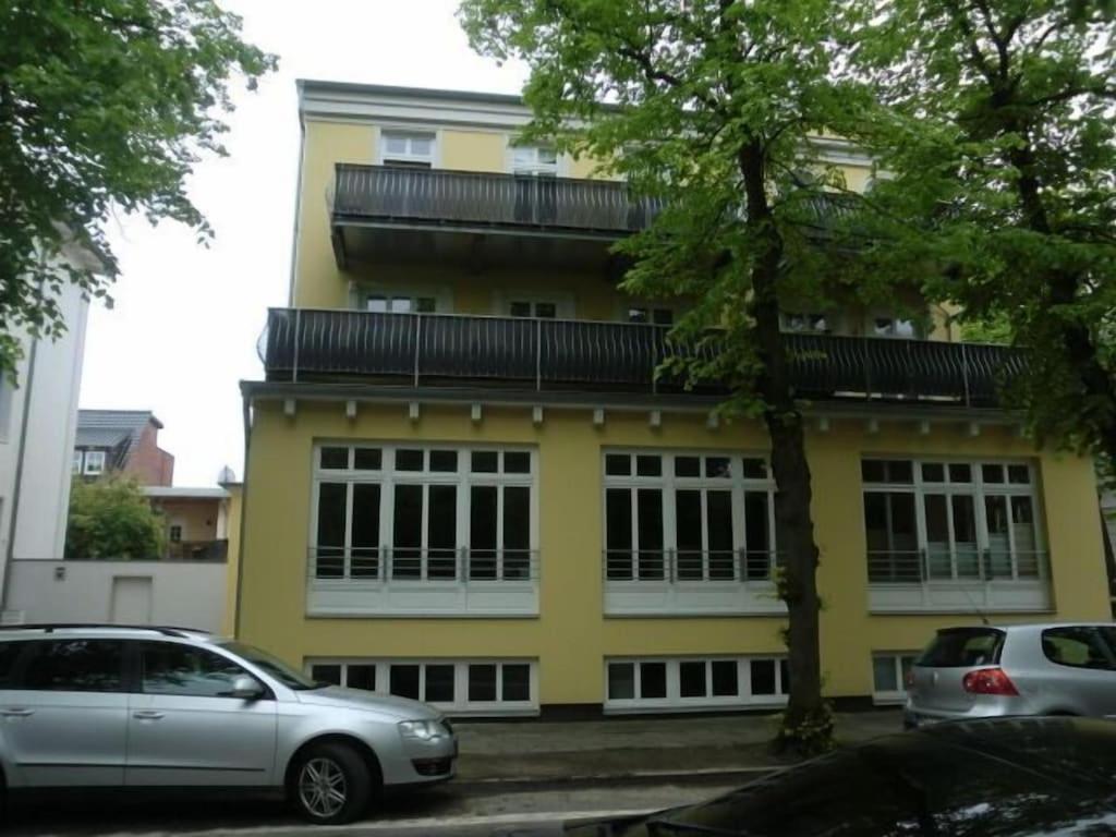 Hotel Exclusive FEWO in Warnemünde, 150m to the beach, 2 bathrooms, 2 bedrooms, sauna, WiFi and much more. - Image 1