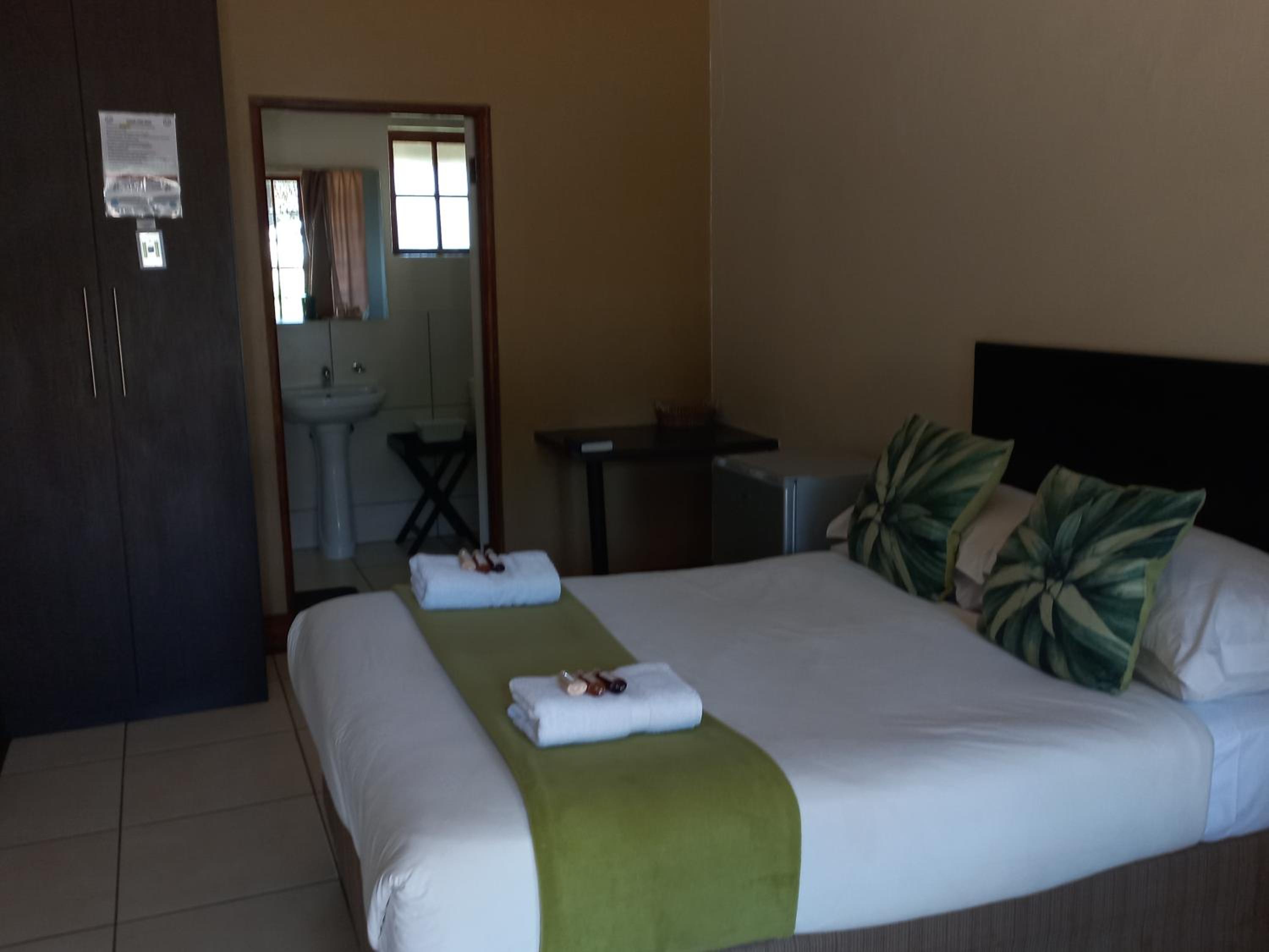 OR Tambo Guest House