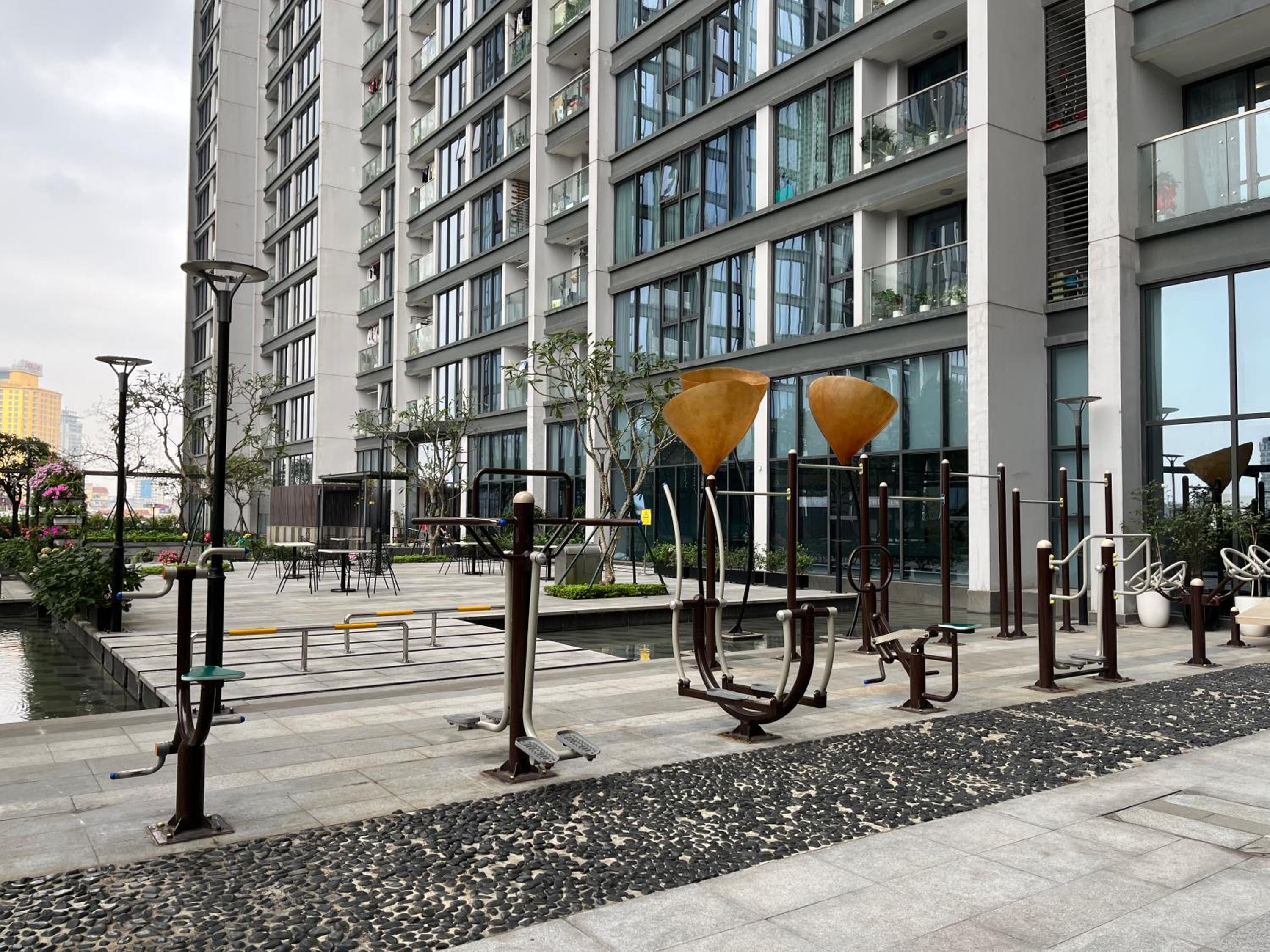 Vinhomes Metropolis Luxury Apt 3Br near Lotte