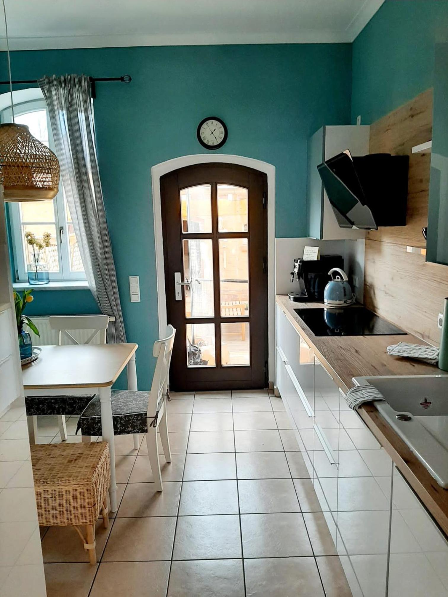 Glashüttchen mit 2 Schlafzimmern, Sauna und schönem Garten