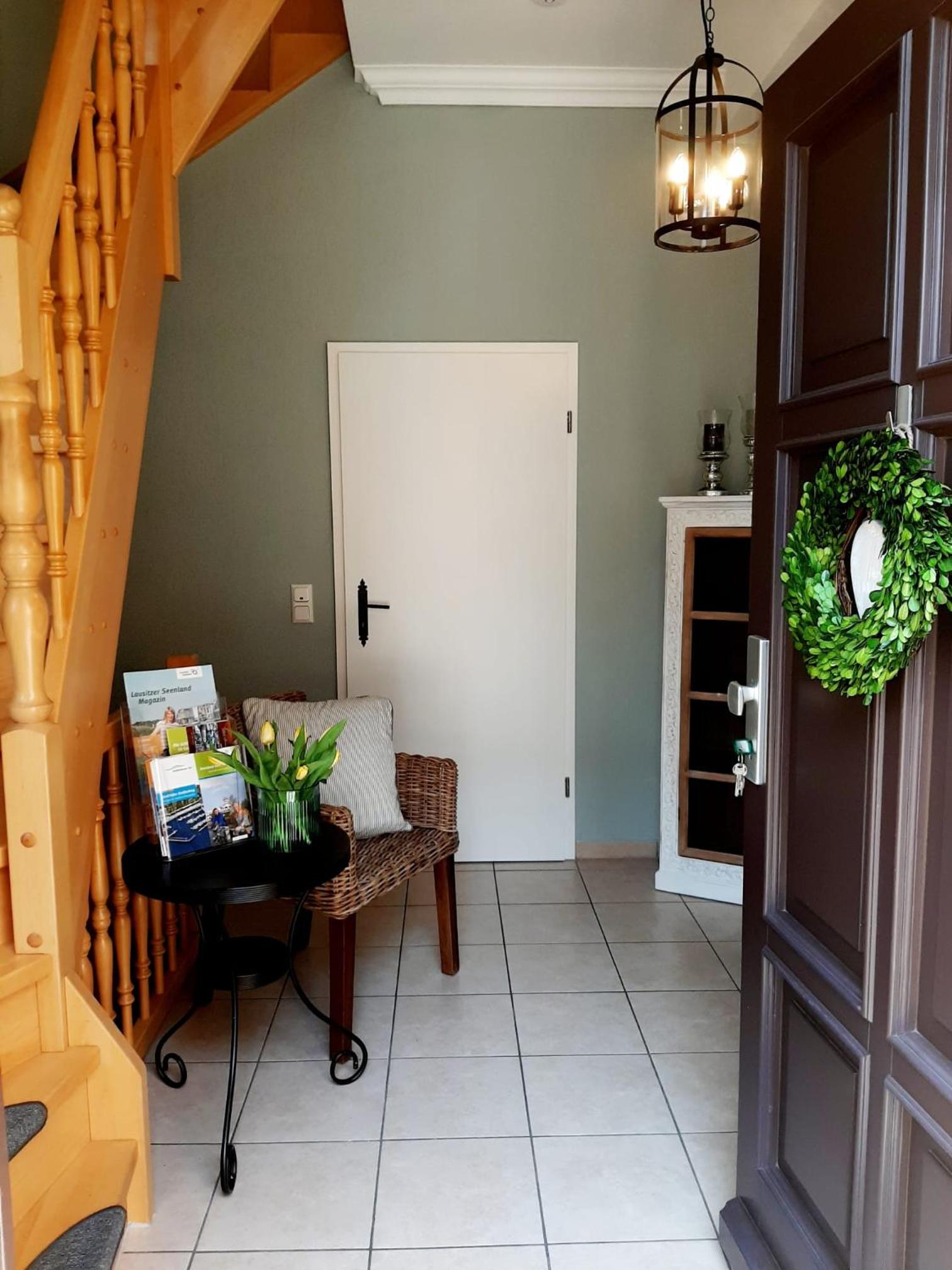 Glashüttchen mit 2 Schlafzimmern, Sauna und schönem Garten