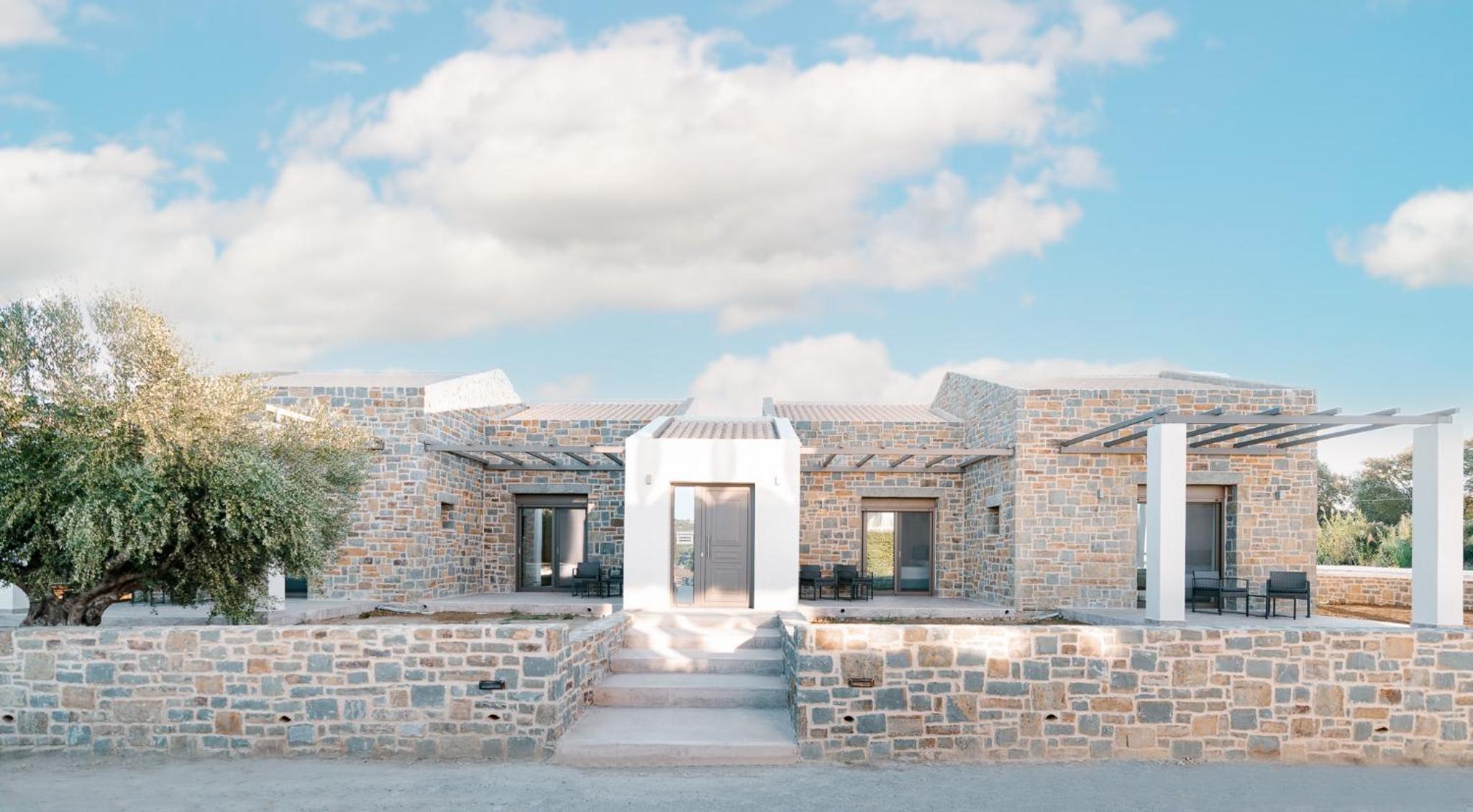 Hotel PETRINO FOINIKOUNTA - Image 1