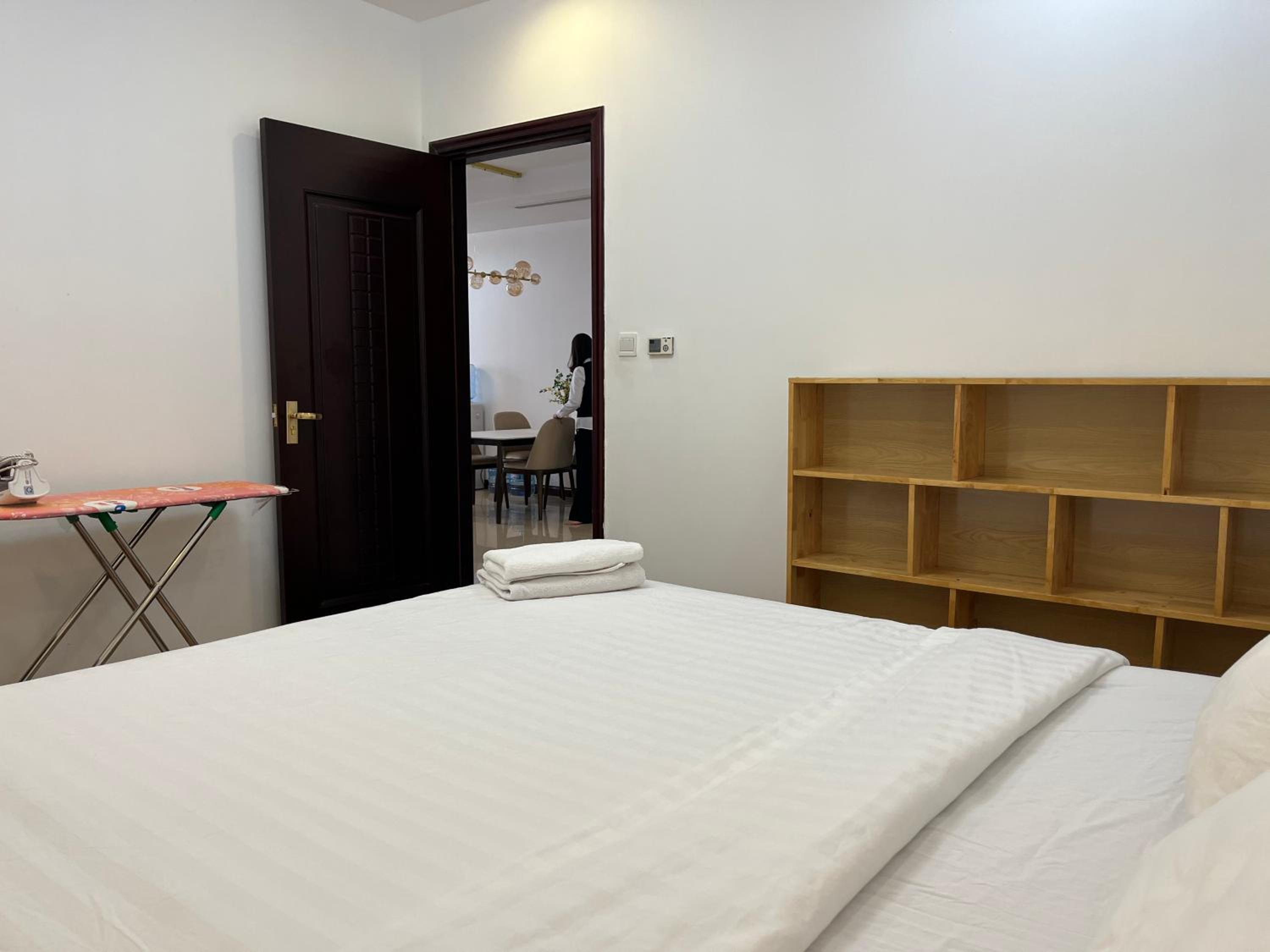 Vinhomes Royal City Luxury Apartment 2 Br