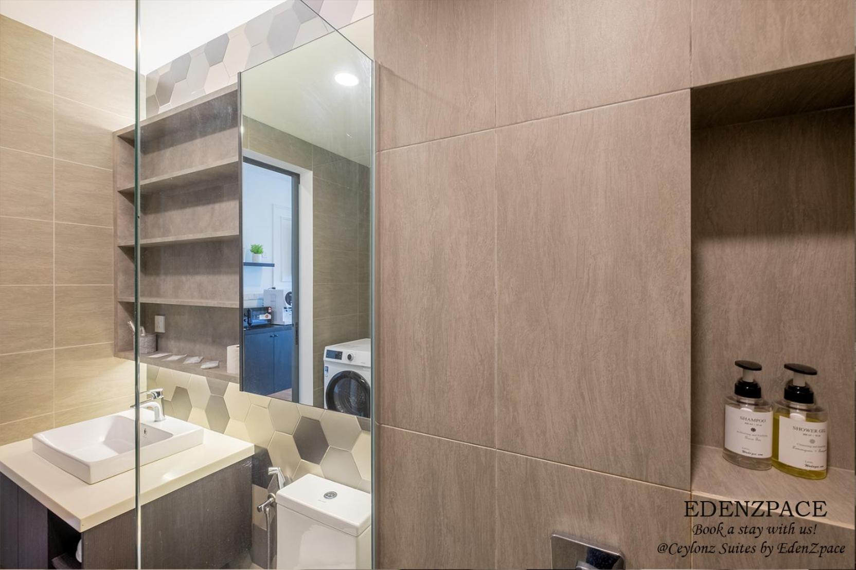 Ceylonz Suites by EdenZpace