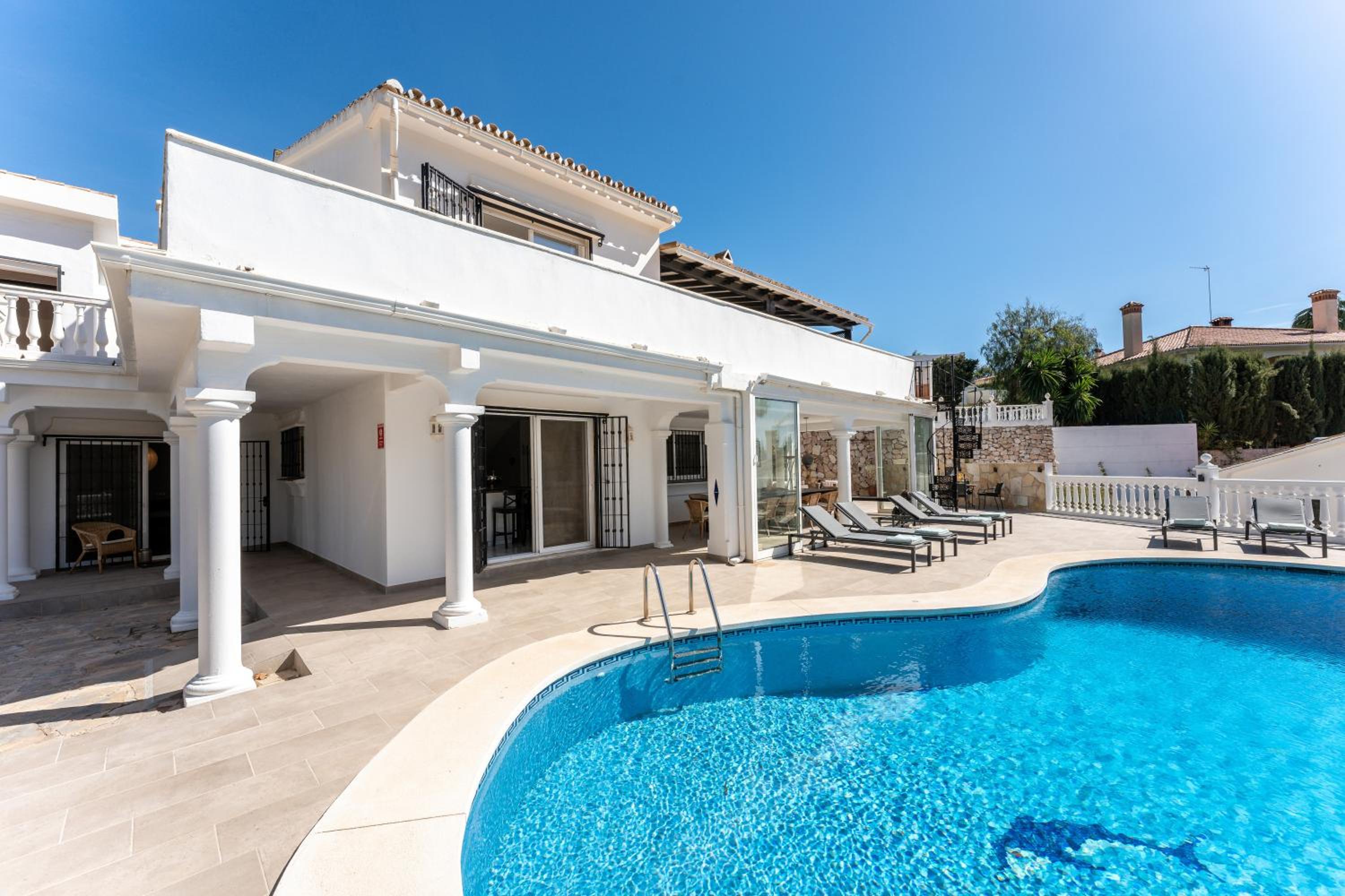 Holiday Villa Torrenueva