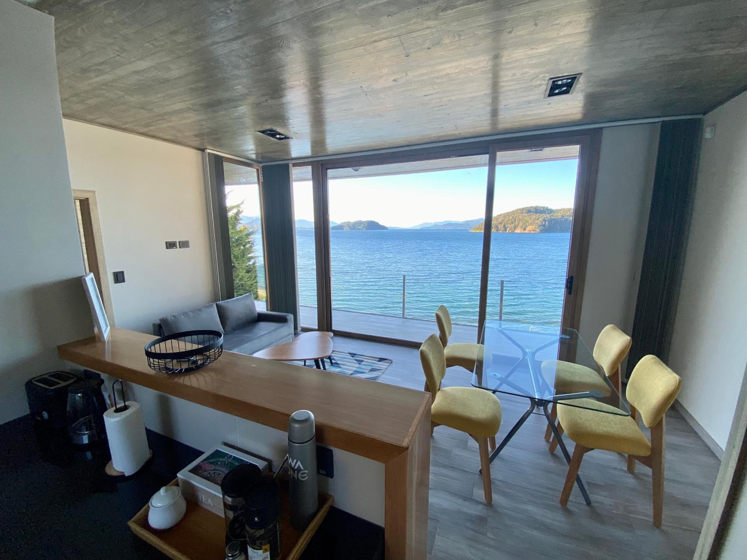Wa One Lake Homes