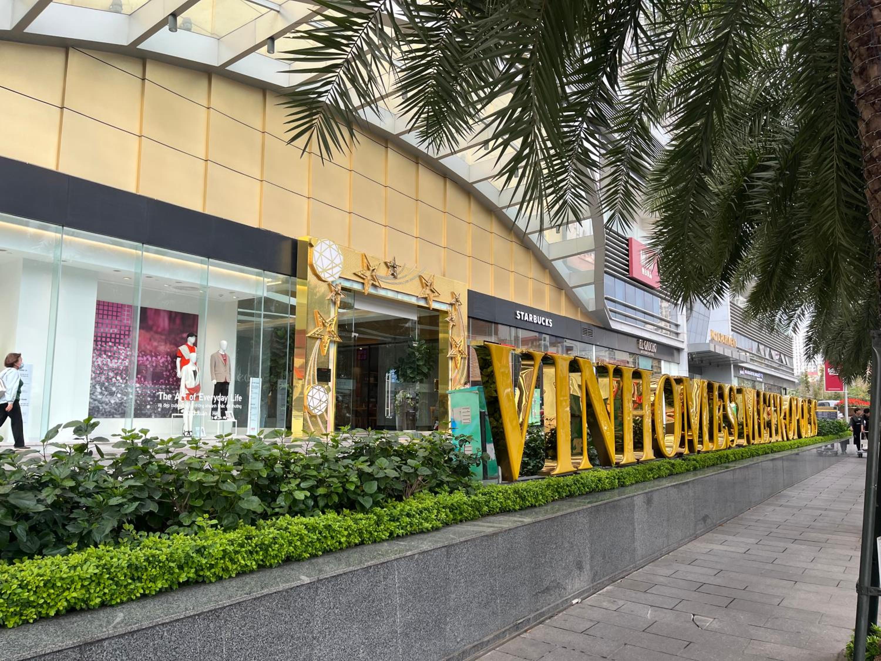 Vinhomes Metropolis Luxury Apartment 2 Br