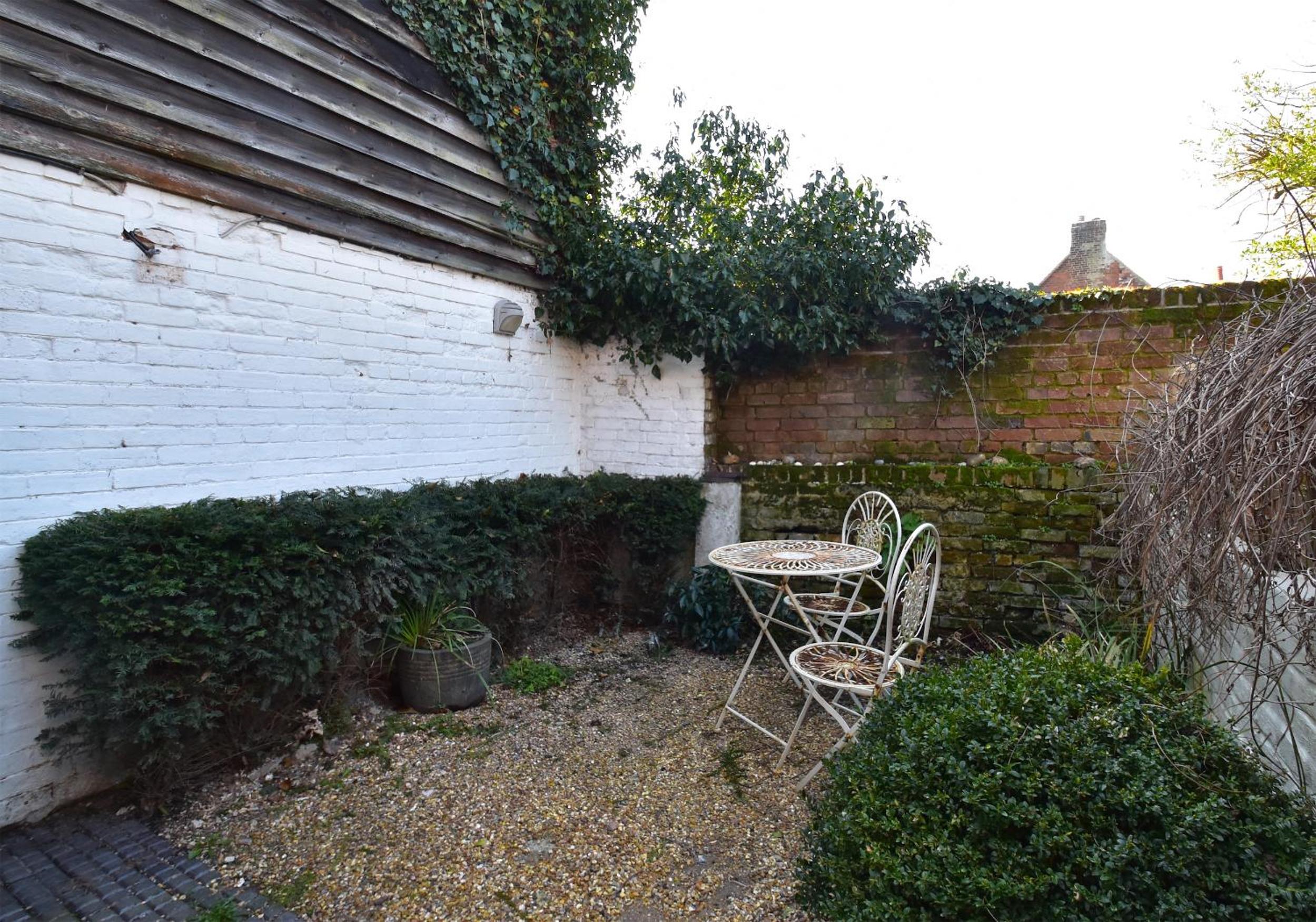5 East Street view 3