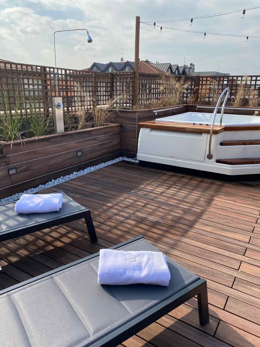 AR Prestige Penthouse - Soho view 3