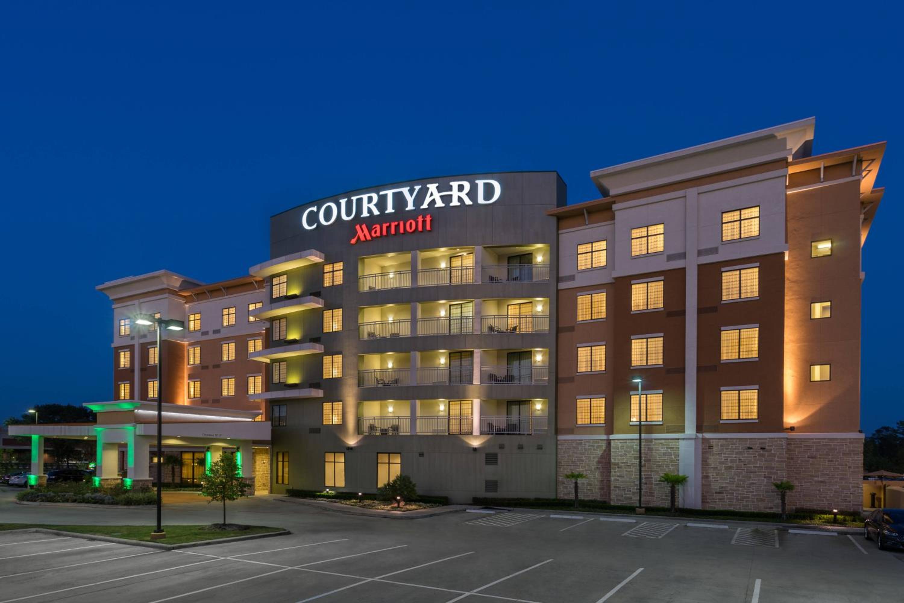 Courtyard By Marriott Houston Kingwood - Property Image 16