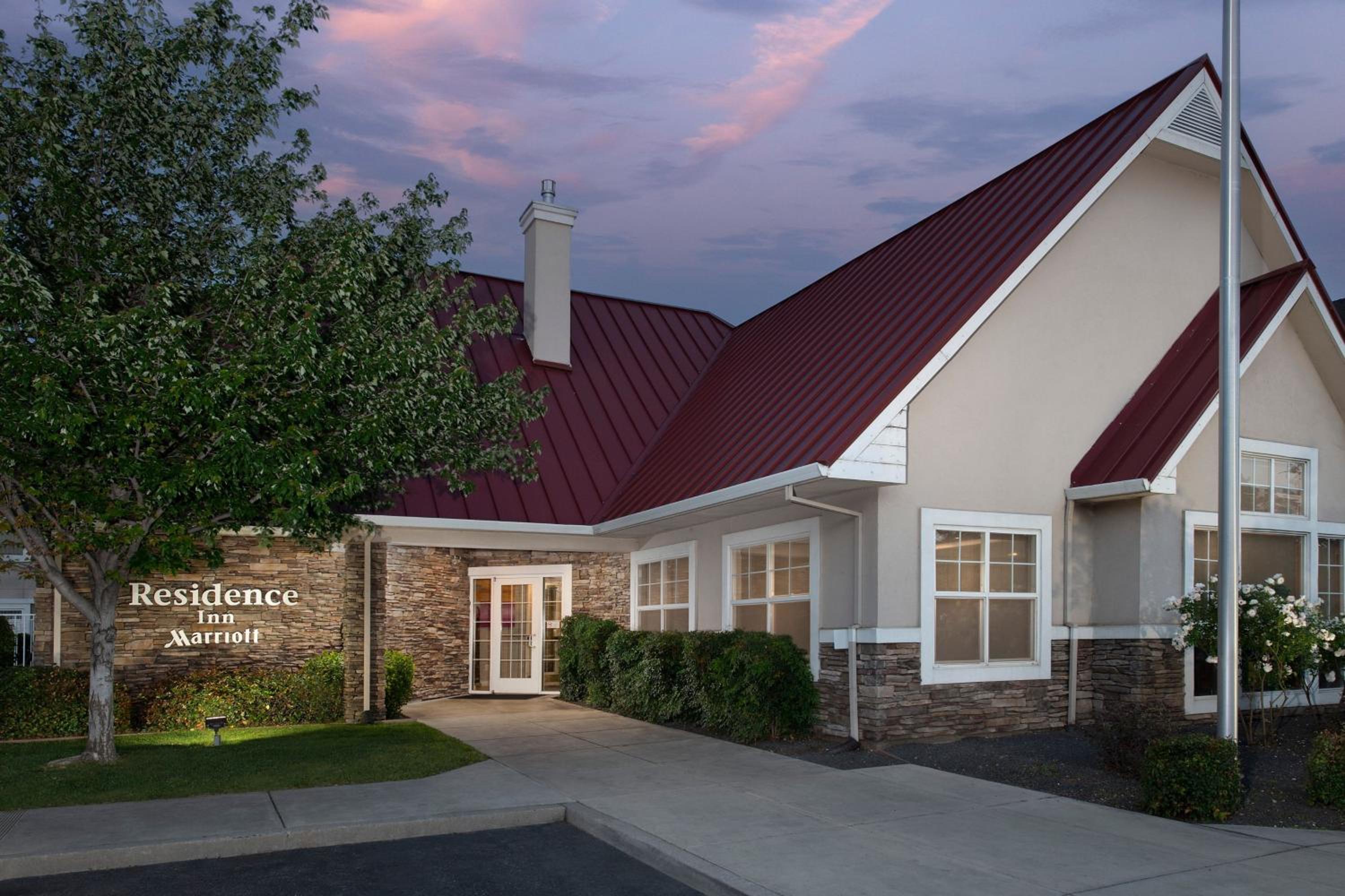 Willows Vacations - Residence Inn Chico - Property Image 1