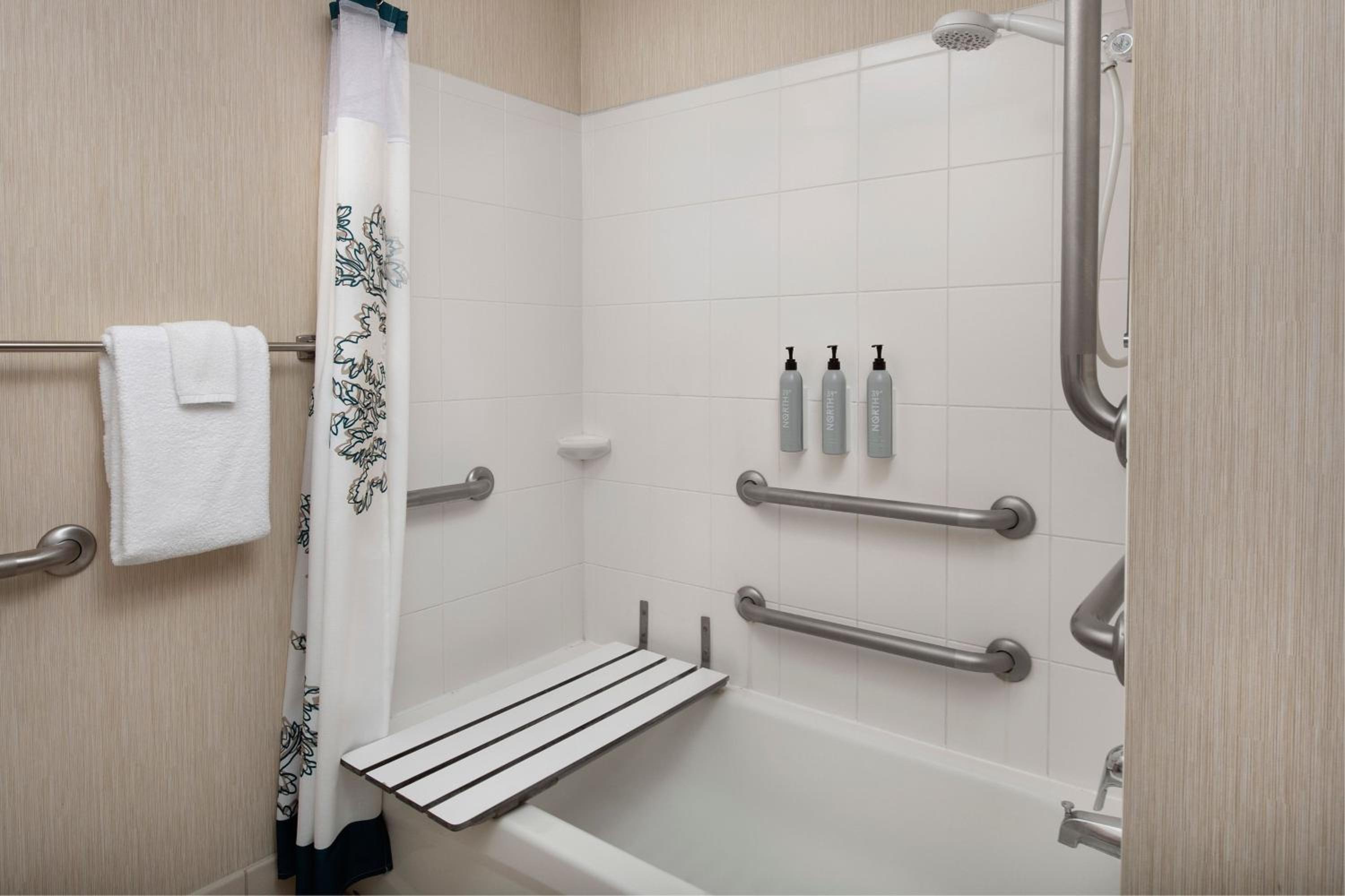 Chico Vacations - Residence Inn Chico - Property Image 8