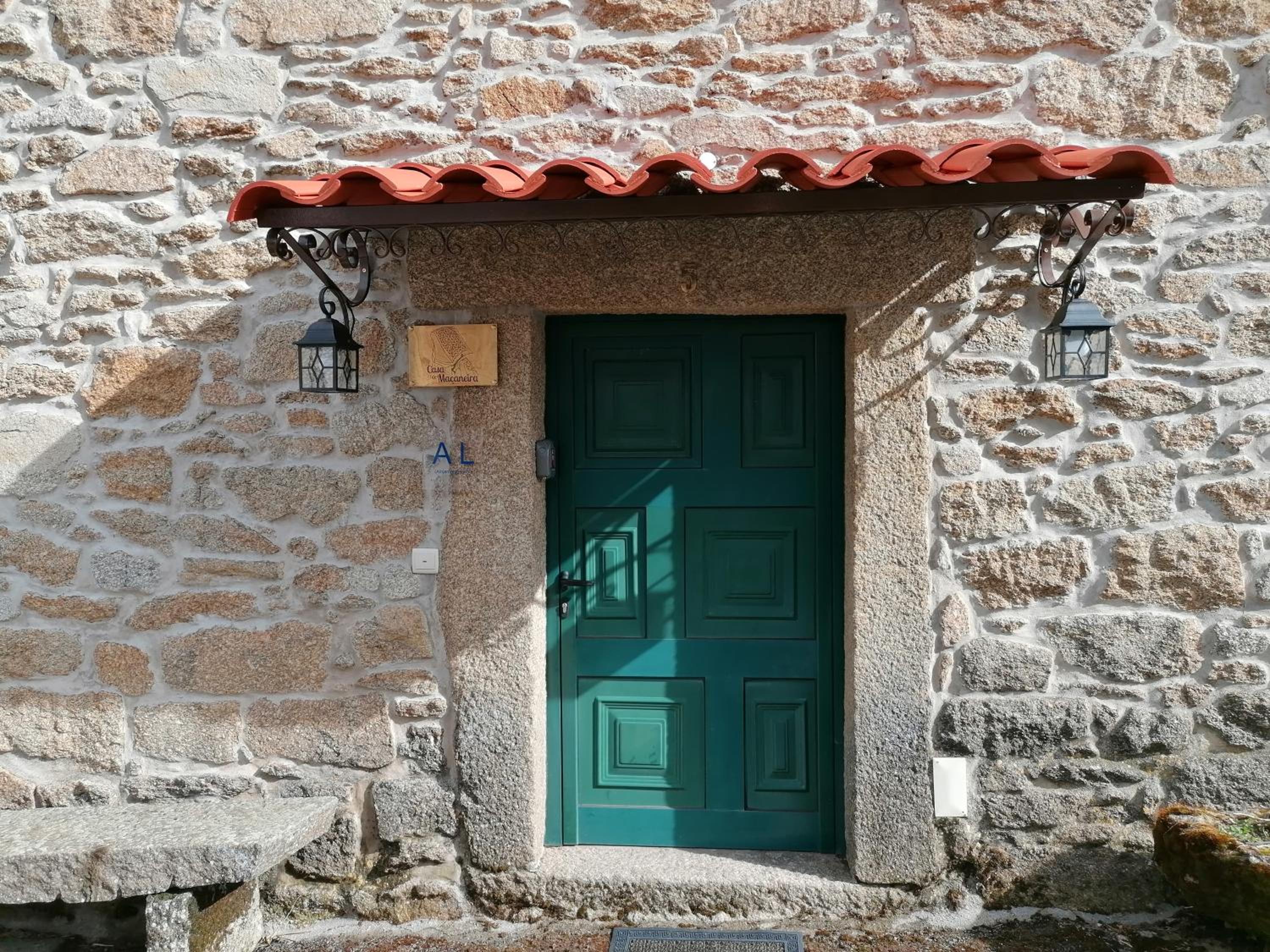 Casa de Maçaneira view 4
