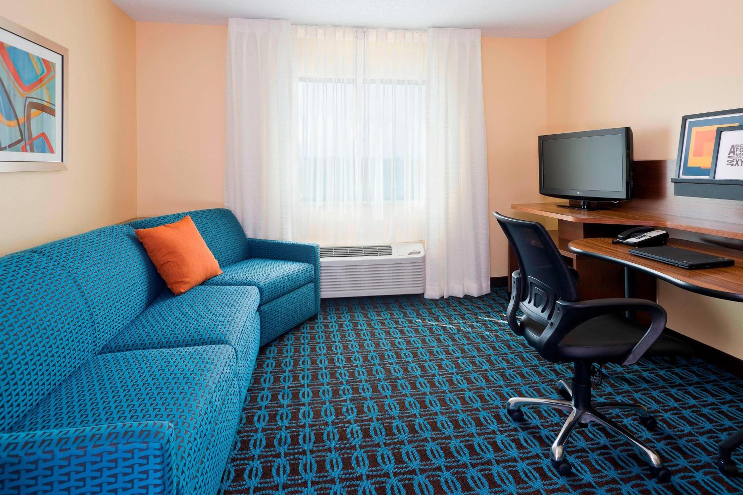 Lexington Vacations - Fairfield Inn  Suites Lexington Keeneland Airport - Property Image 5