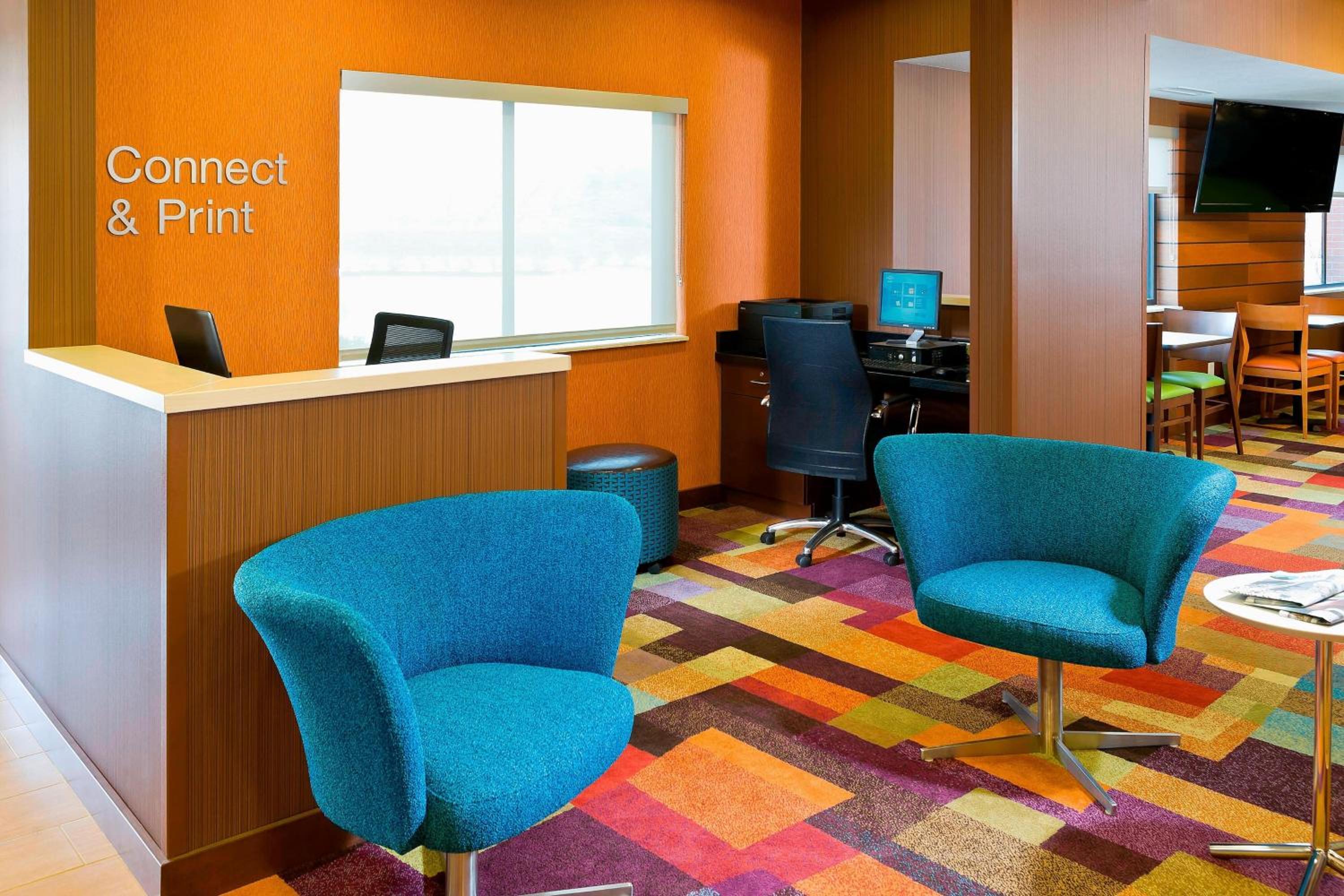 Lexington Vacations - Fairfield Inn  Suites Lexington Keeneland Airport - Property Image 2