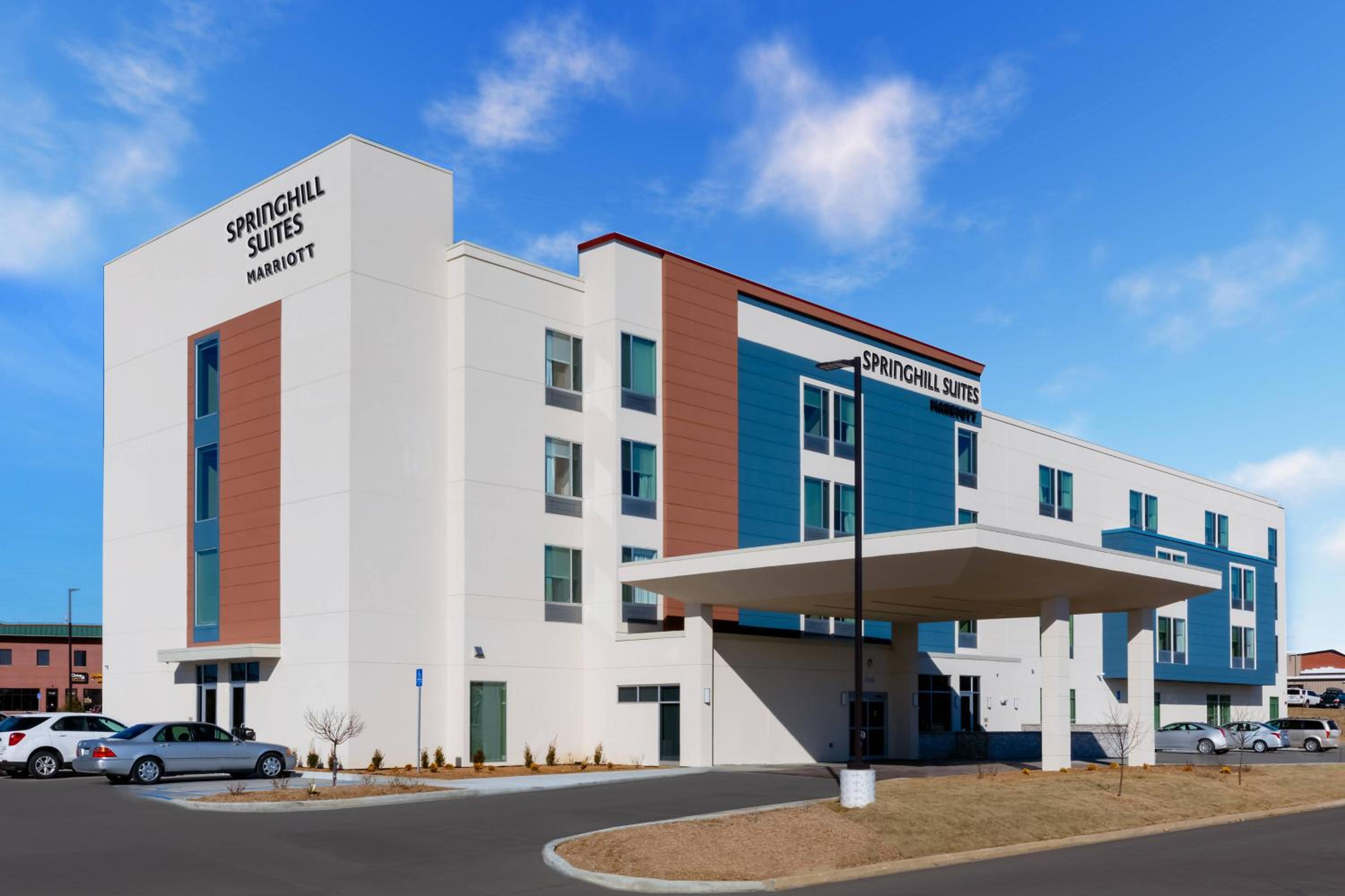 Hotel SpringHill Suites by Marriott Columbia - Image 1