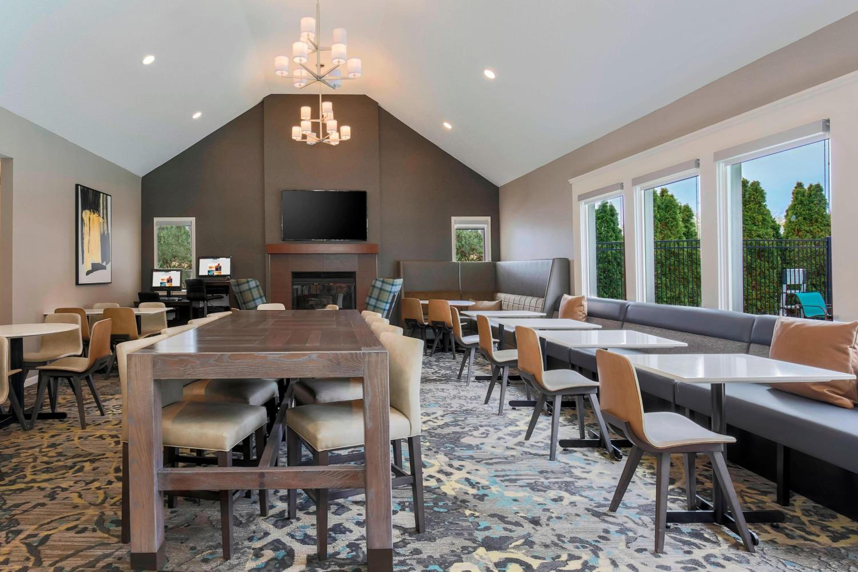 Boston Vacations - Residence Inn Boston North Shore/Danvers - Property Image 2