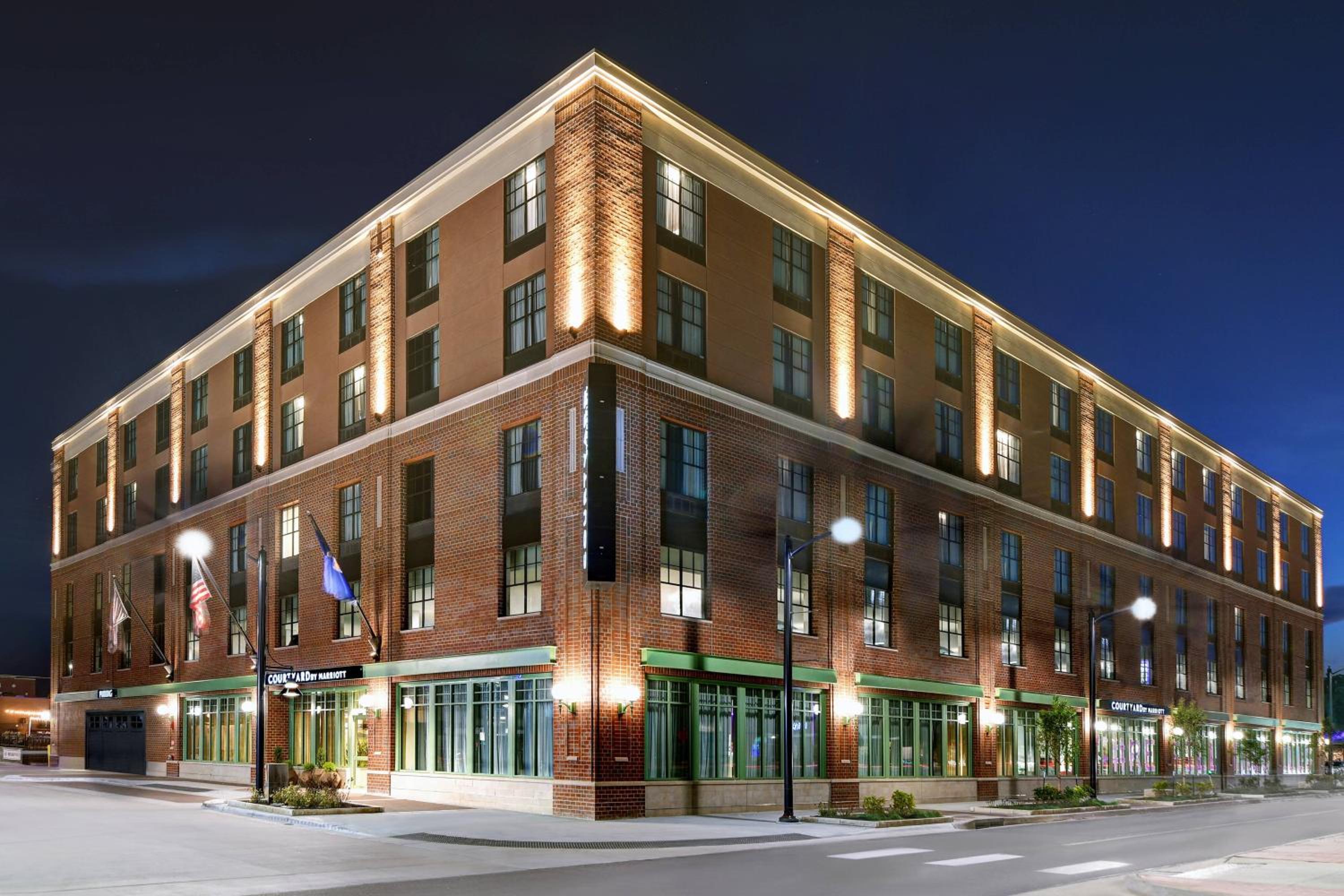 New York City Vacations - Courtyard by Marriott Manhattan Aggieville - Property Image 41