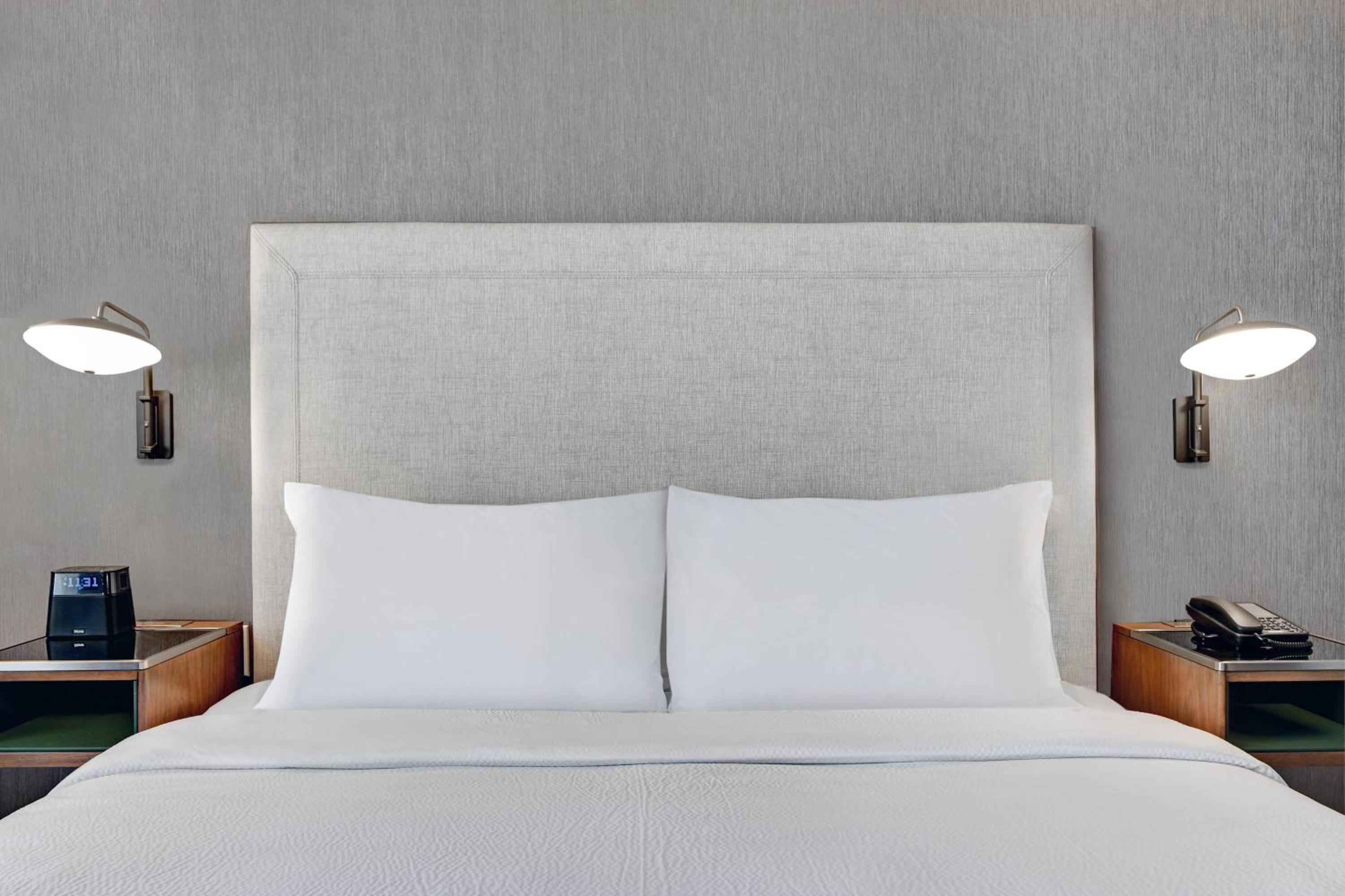 New York City Vacations - Courtyard by Marriott Manhattan Aggieville - Property Image 7