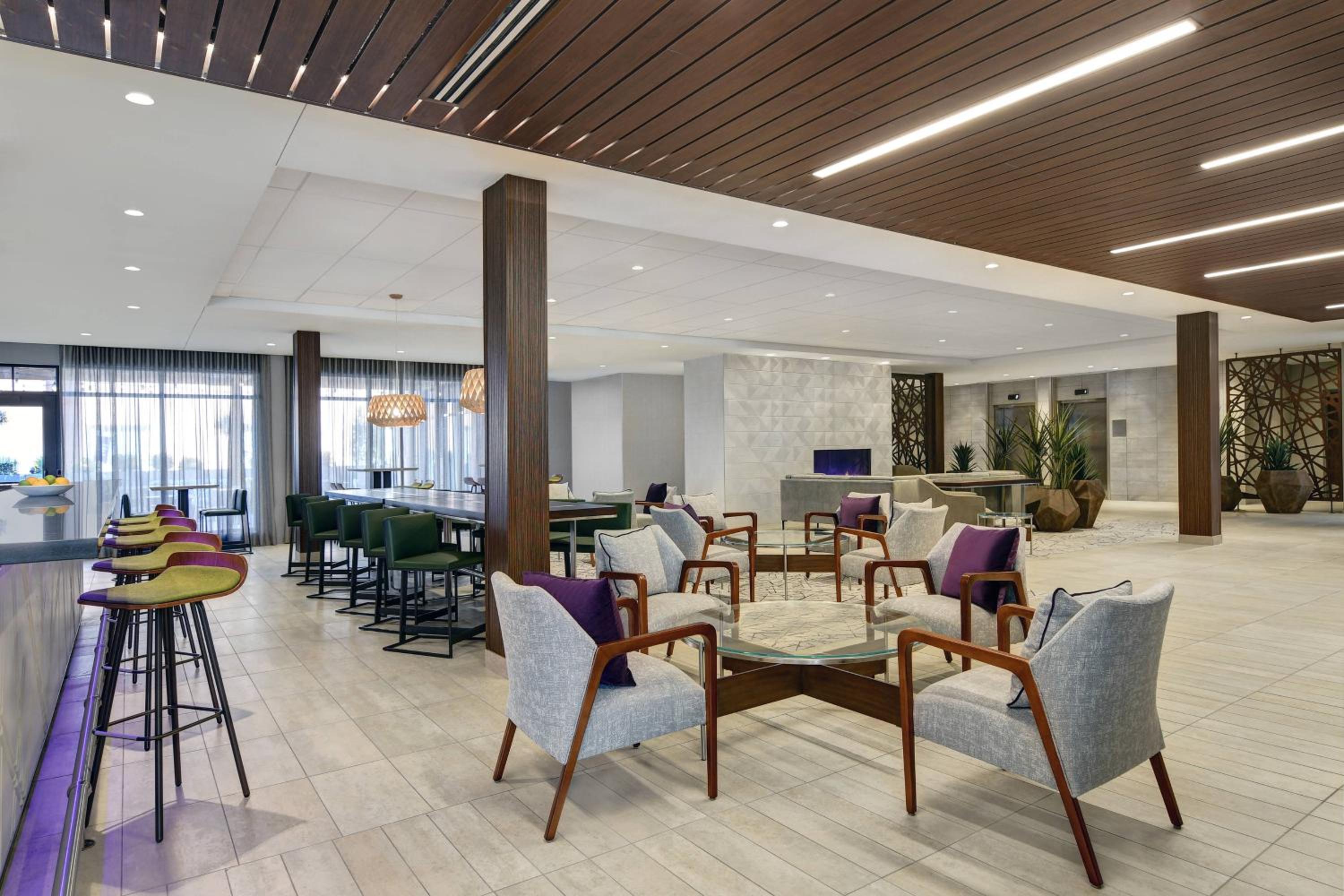 New York City Vacations - Courtyard by Marriott Manhattan Aggieville - Property Image 3