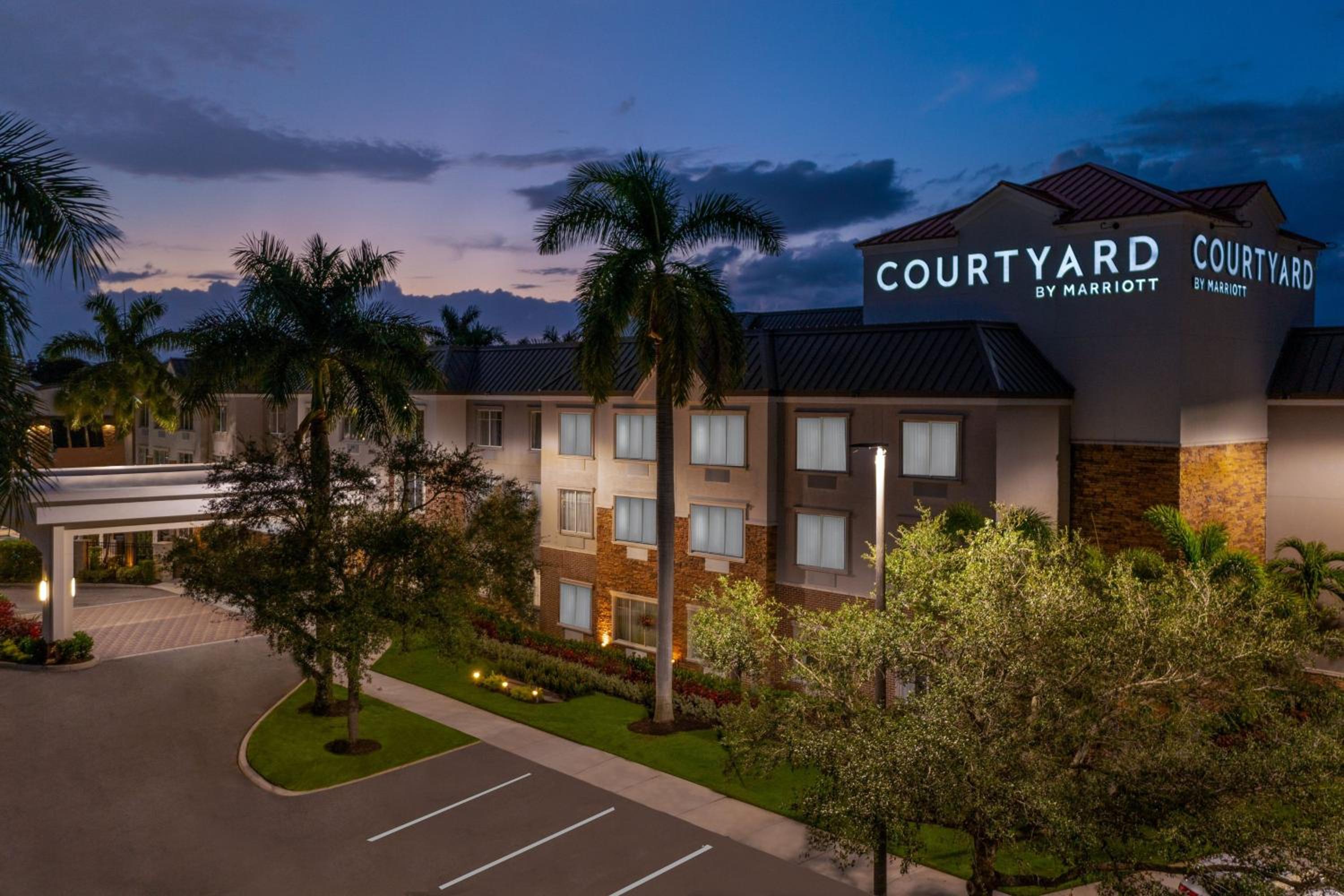 Hotel Courtyard by Marriott Sarasota at University Town Center