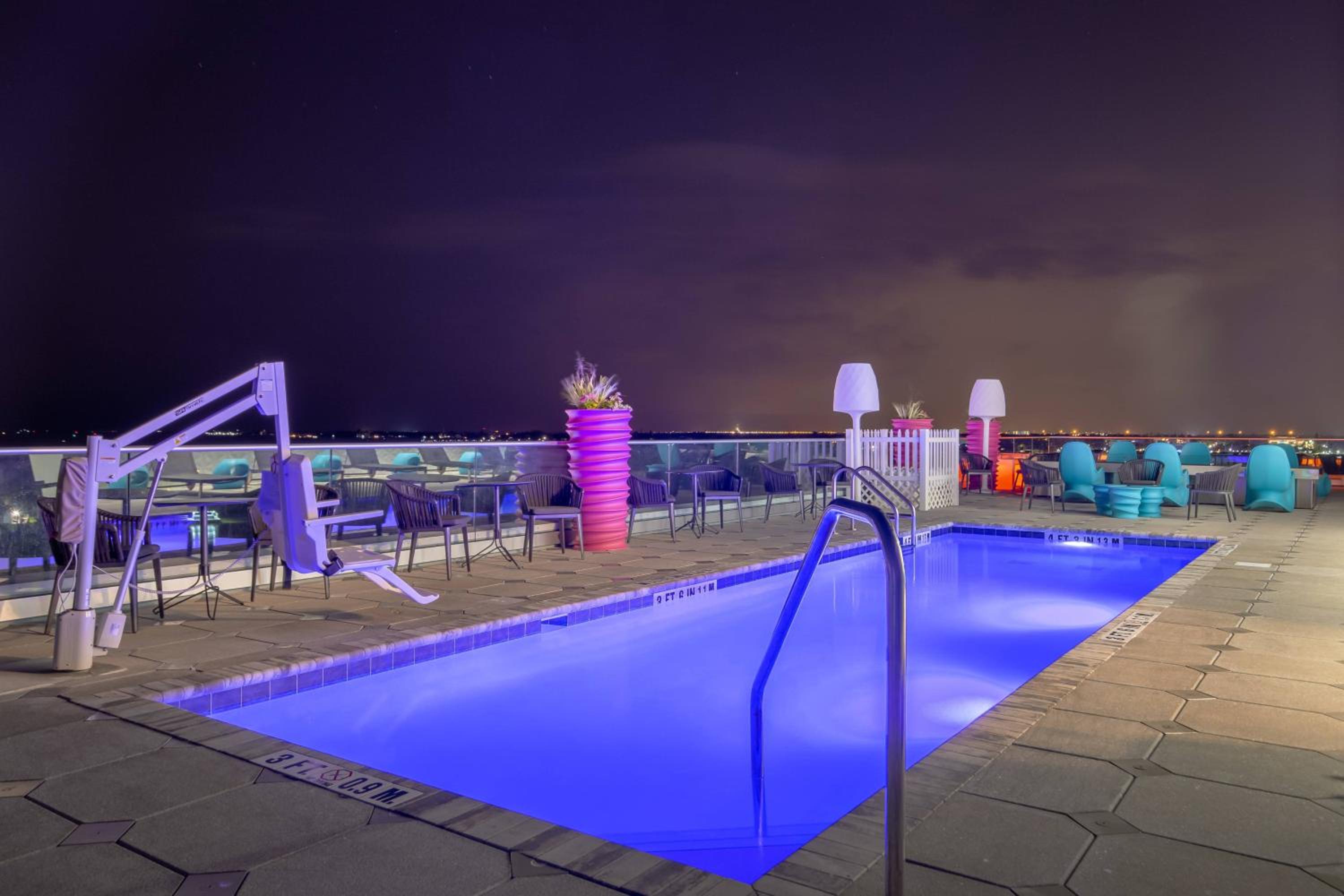 Miscellaneous Market Vacations - SpringHill Suites by Marriott Bradenton Downtown/Riverfront - Property Image 3