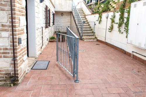 S294 - Sirolo, meraviglioso trilocale con terrazzo e vista mare view 4