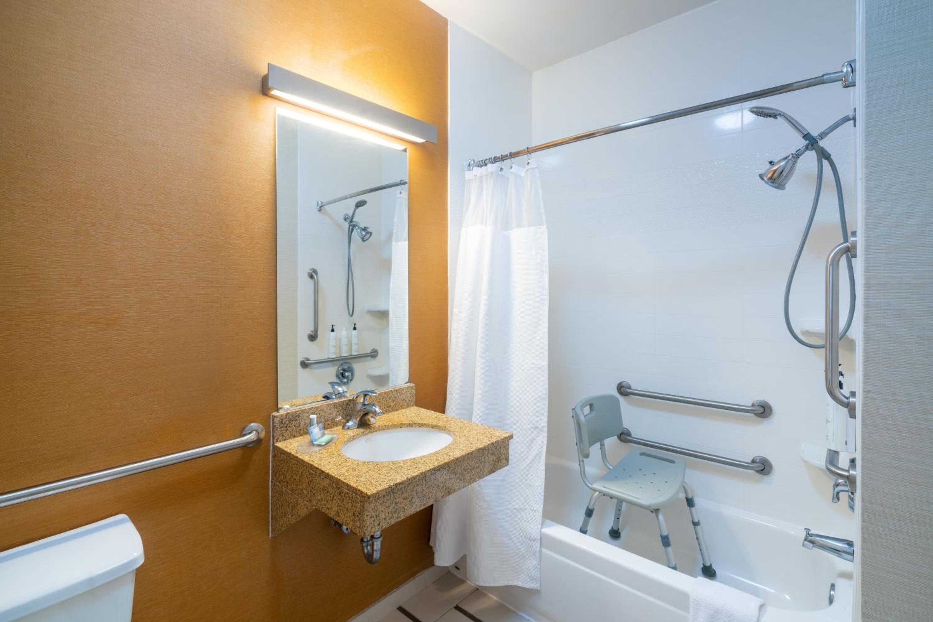 Smyrna Vacations - Fairfield Inn and Suites by Marriott Nashville Smyrna - Property Image 12