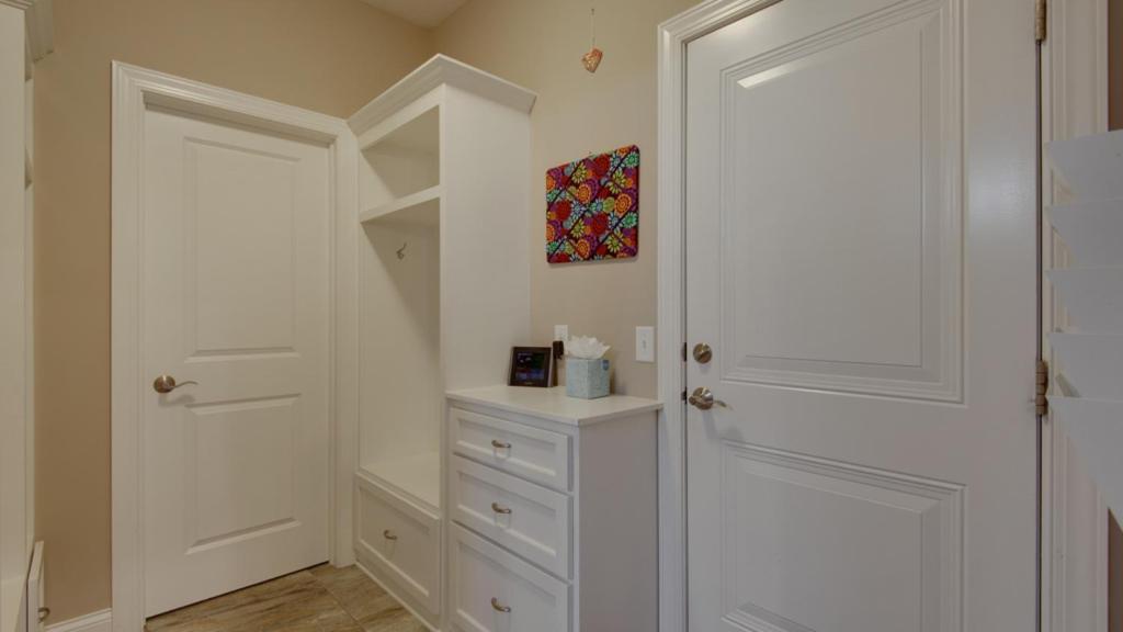 Excelsior Commons view 4