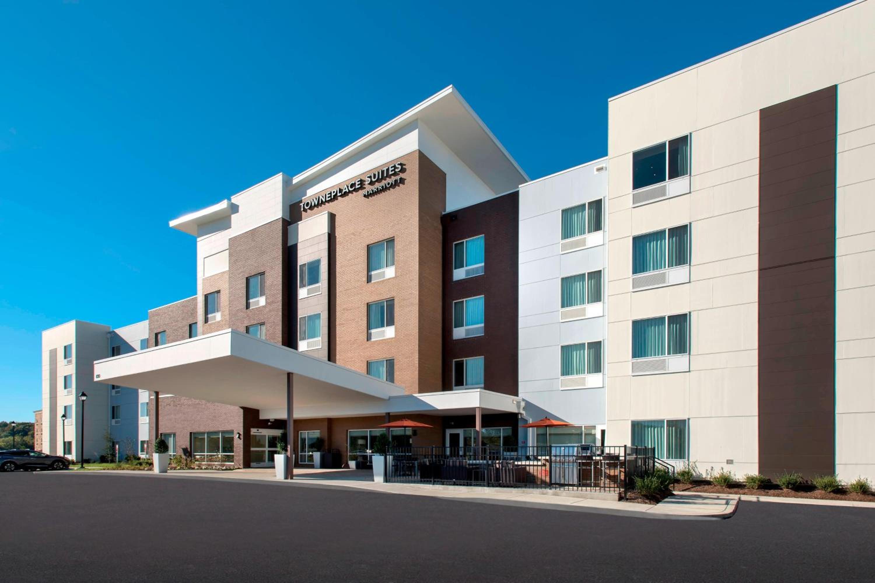 Hotel TownePlace Suites by Marriott Nashville Goodlettsville - Image 1