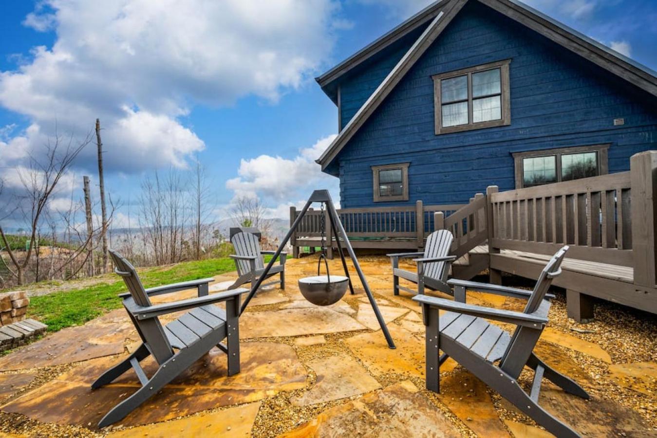 Midnight Moon New Pool Deck view and Design Great Location