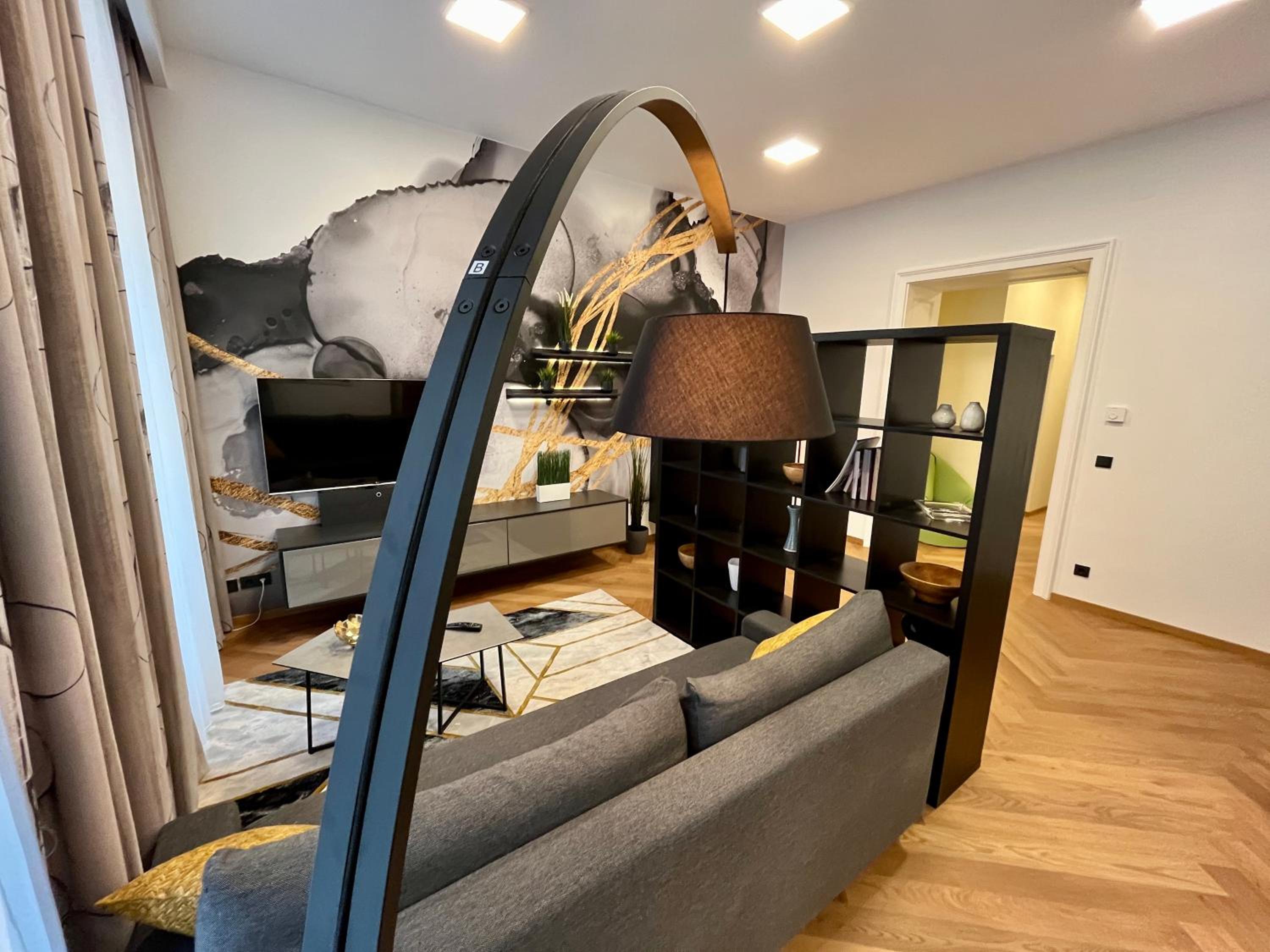 Street Living Hotel - Apartments
