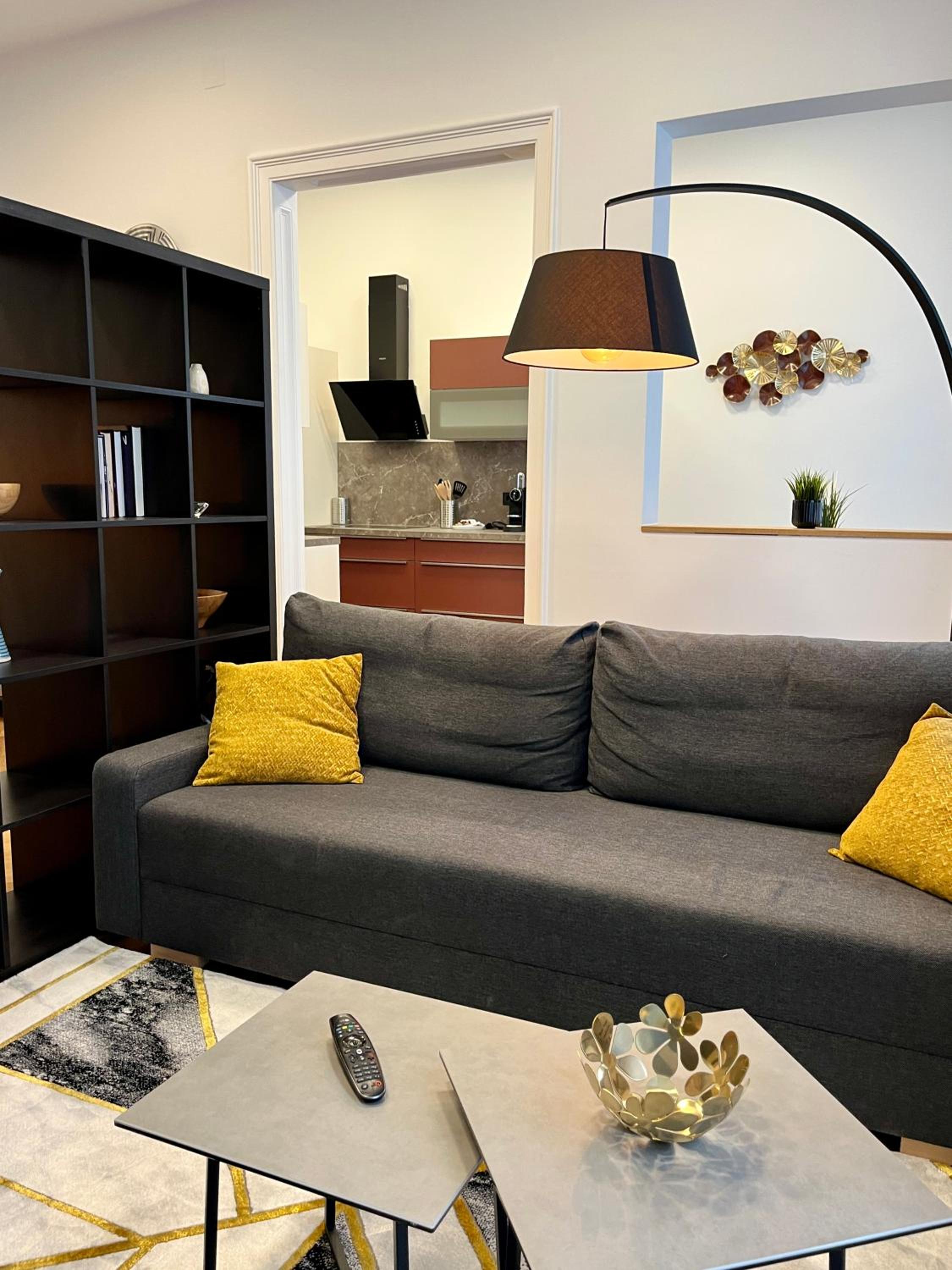 Street Living Hotel - Apartments