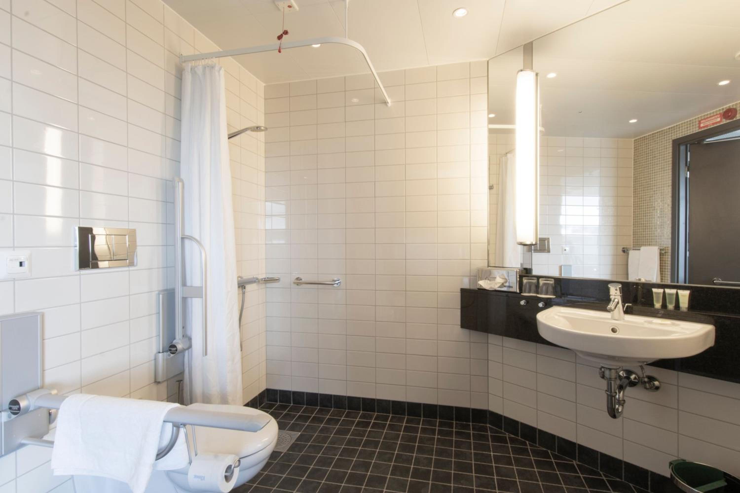 Stockholm Vacations - Courtyard by Marriott Stockholm Kungsholmen - Property Image 41